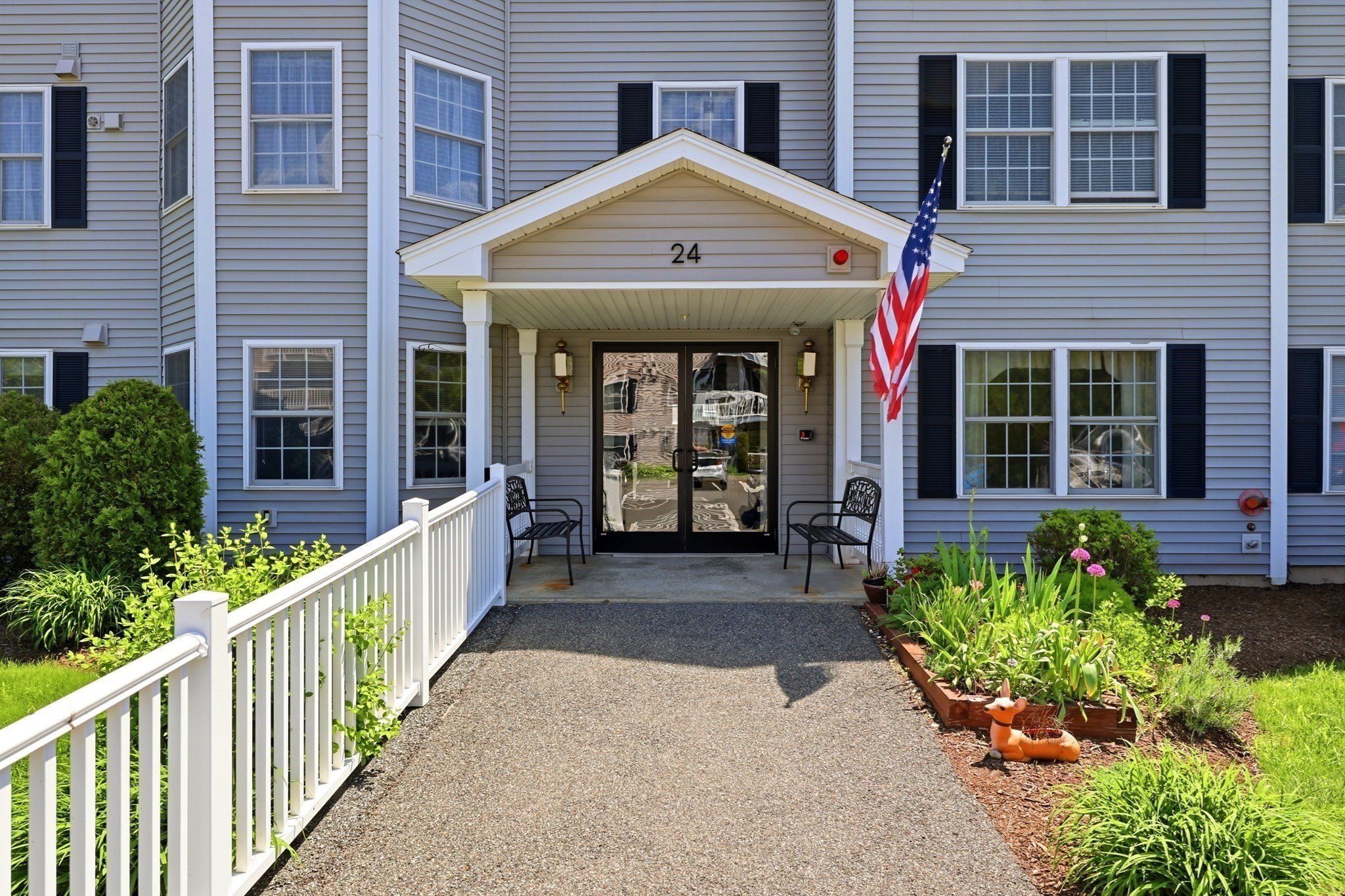 24 Greenleaves Drive Unit 413, Amherst, MA 01002