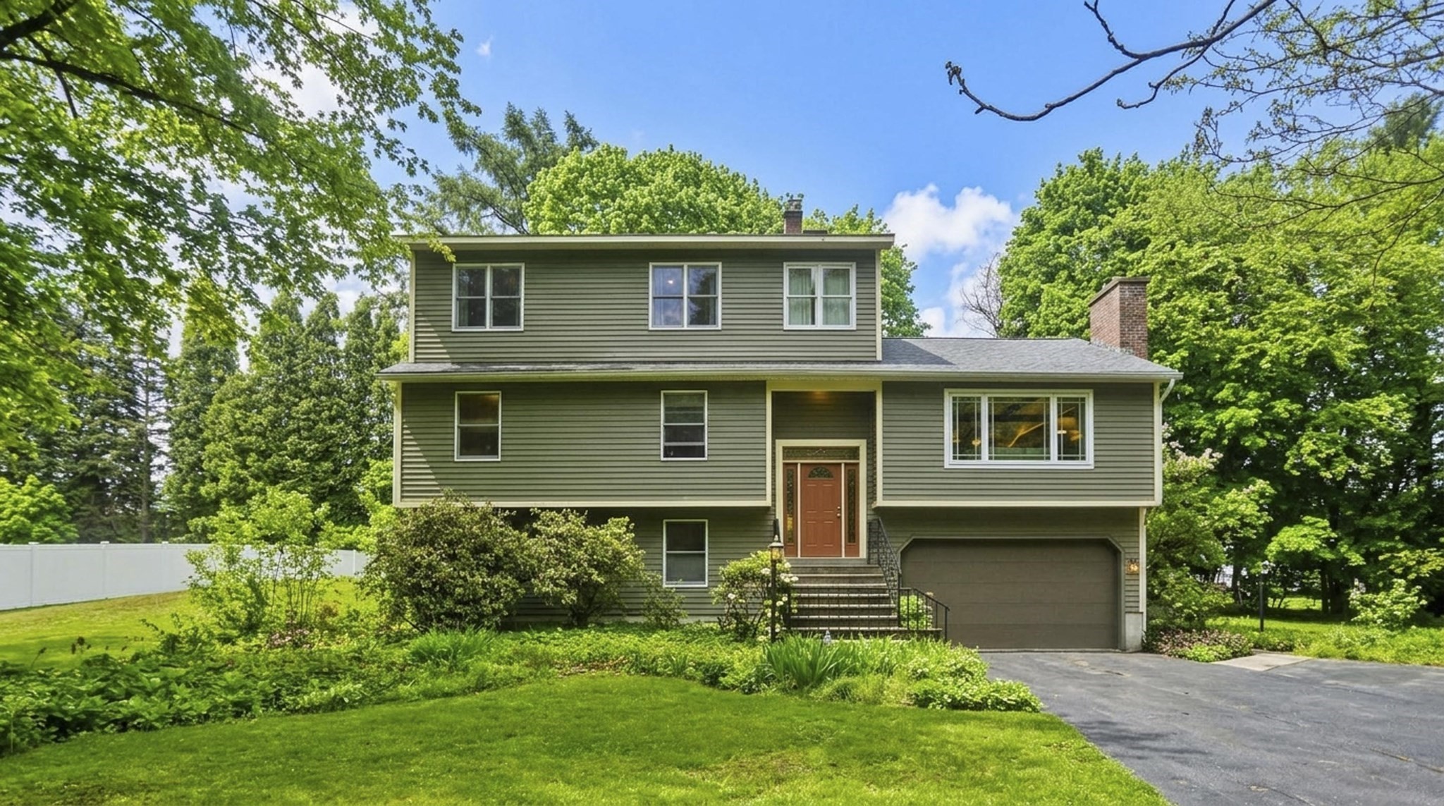 44 Westhampton Road, Northampton, MA 01062