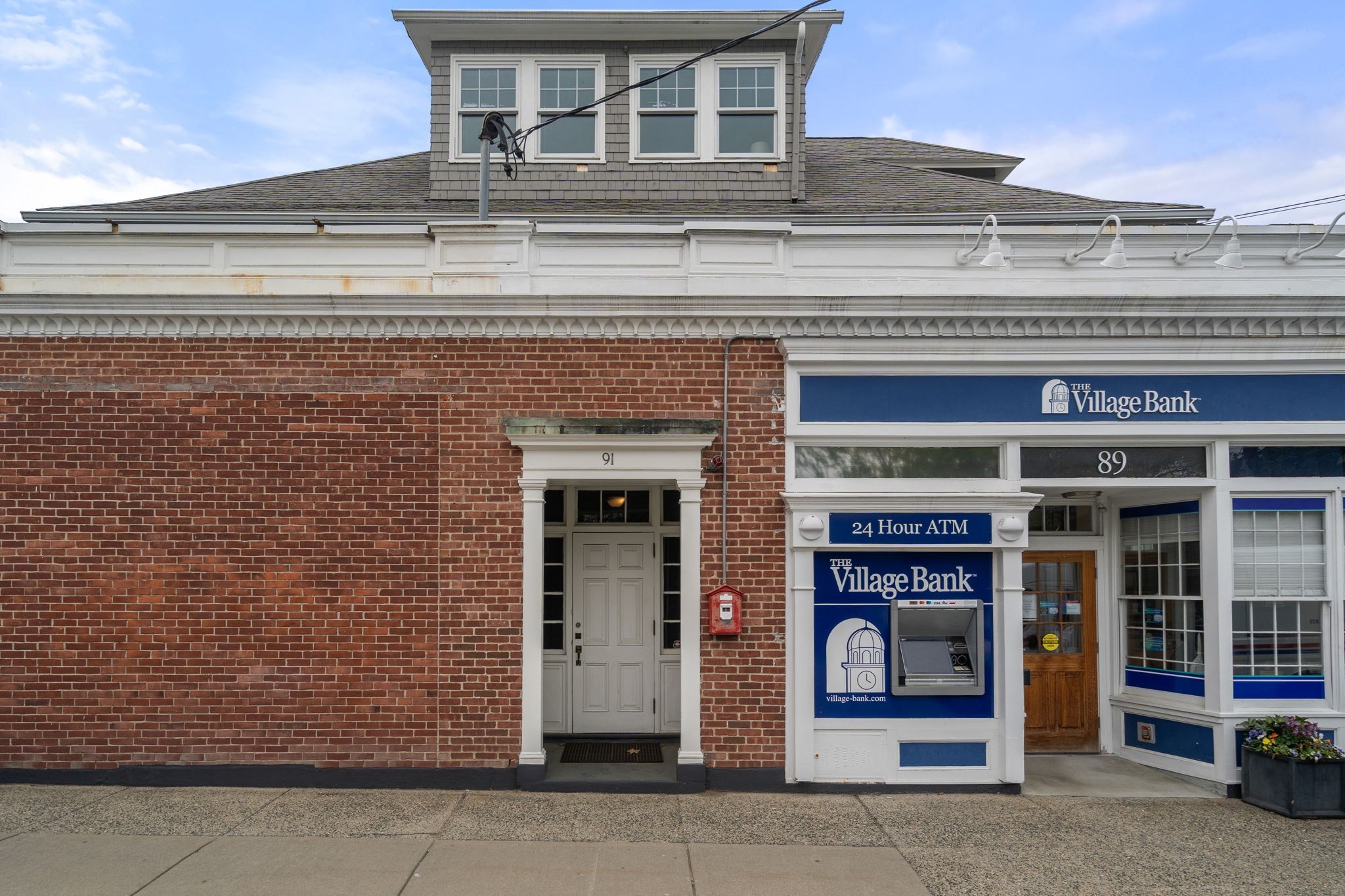91 Wyman St Unit 3rd Floor, Newton, MA 02468