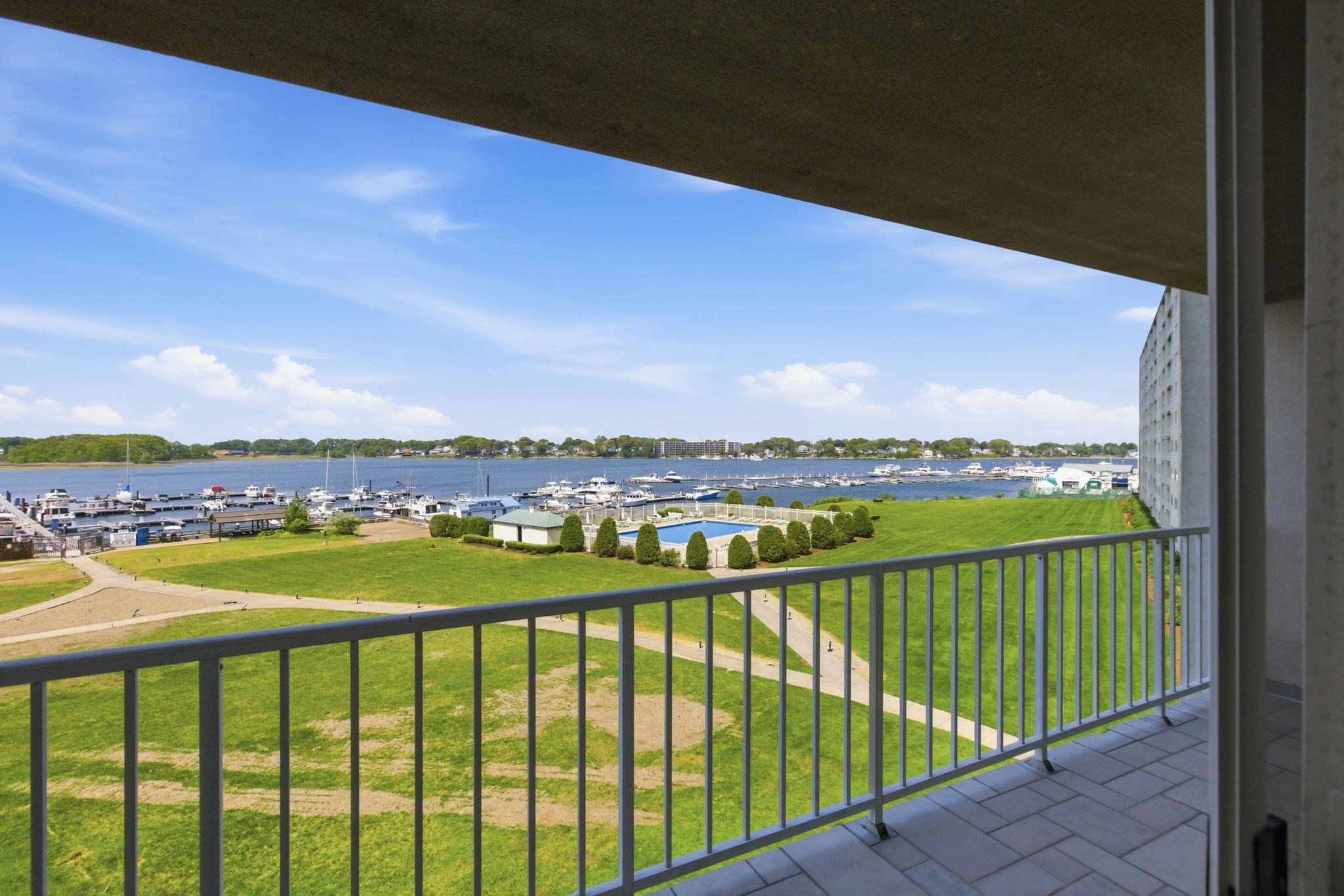 100 Cove Way Unit 409, Quincy, MA 02169