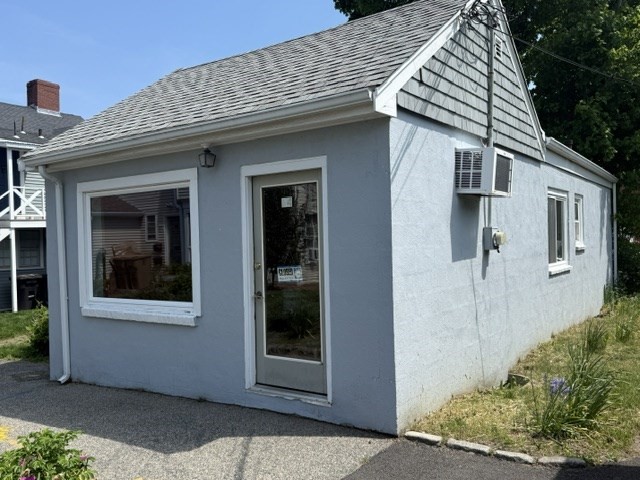 62 South Street, Hingham, MA 02043
