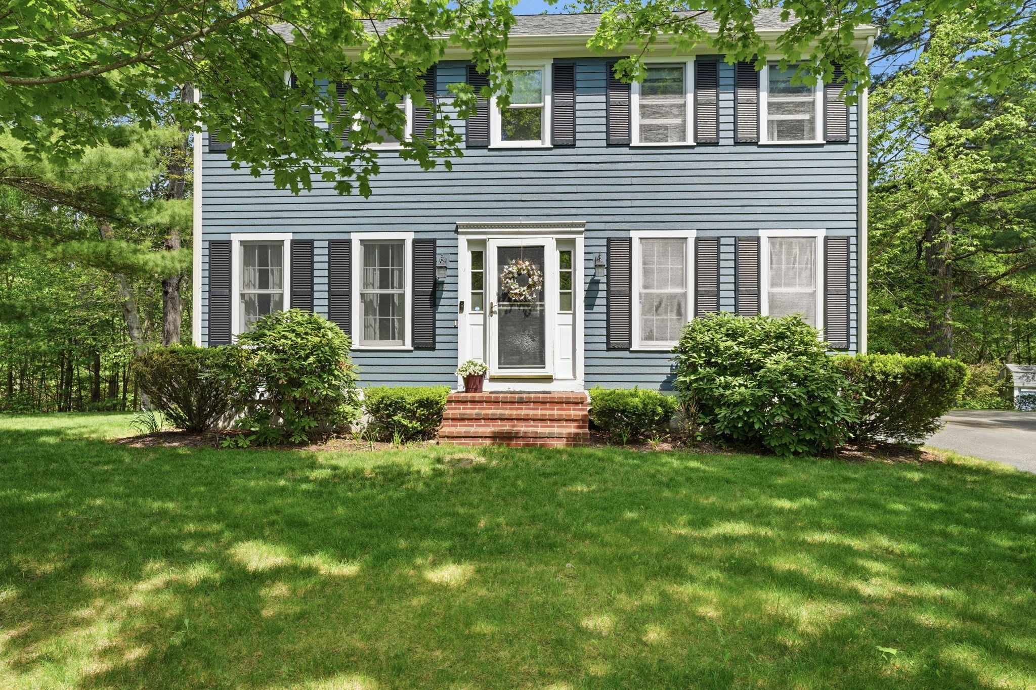 44 Morningside Dr, Rockland, MA 02370