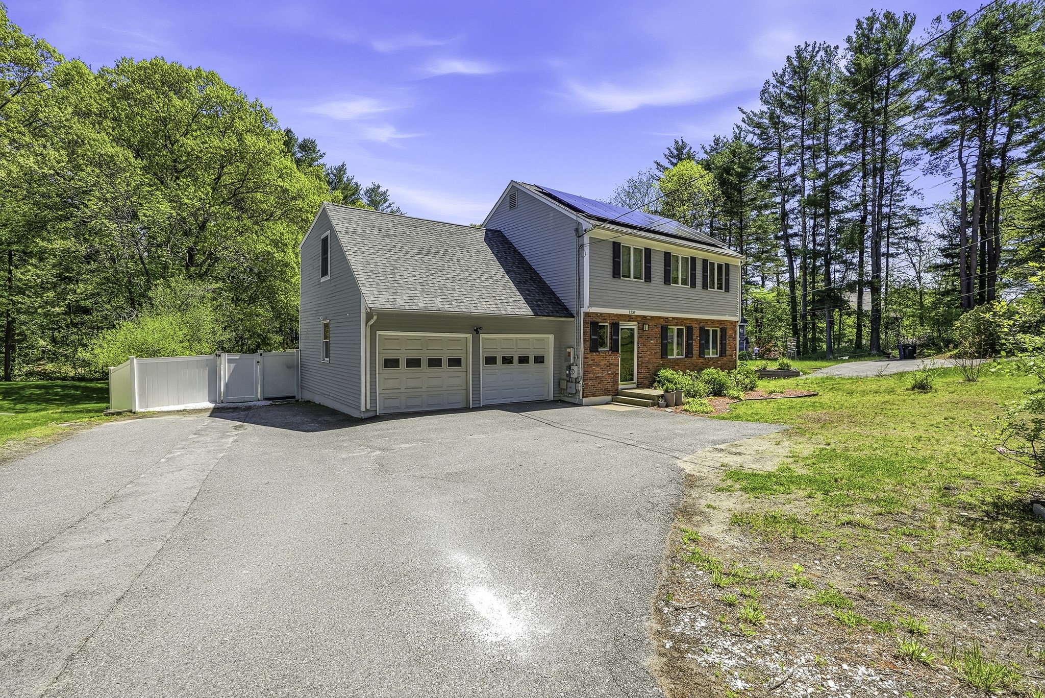 1239 Edgell Rd, Framingham, MA 01701