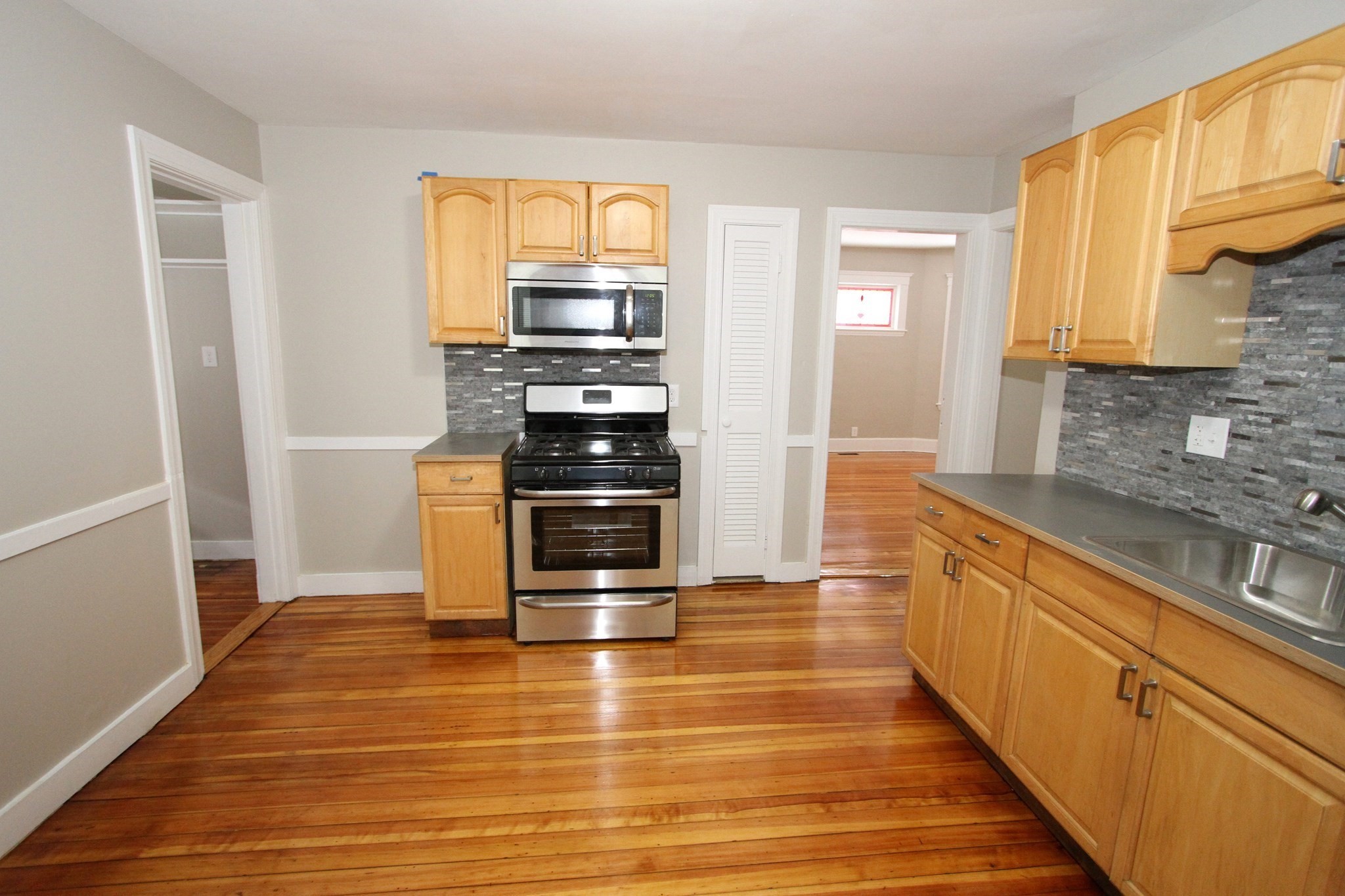 18 Howes Street, Dorchester, Boston, MA 02125 - Image 14