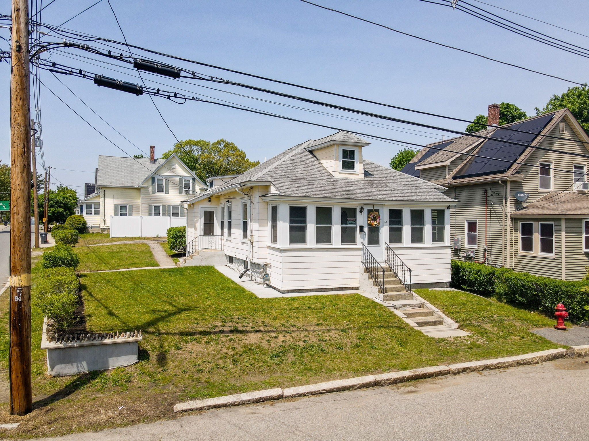 89 Edgewood Ave, Methuen, MA 01844