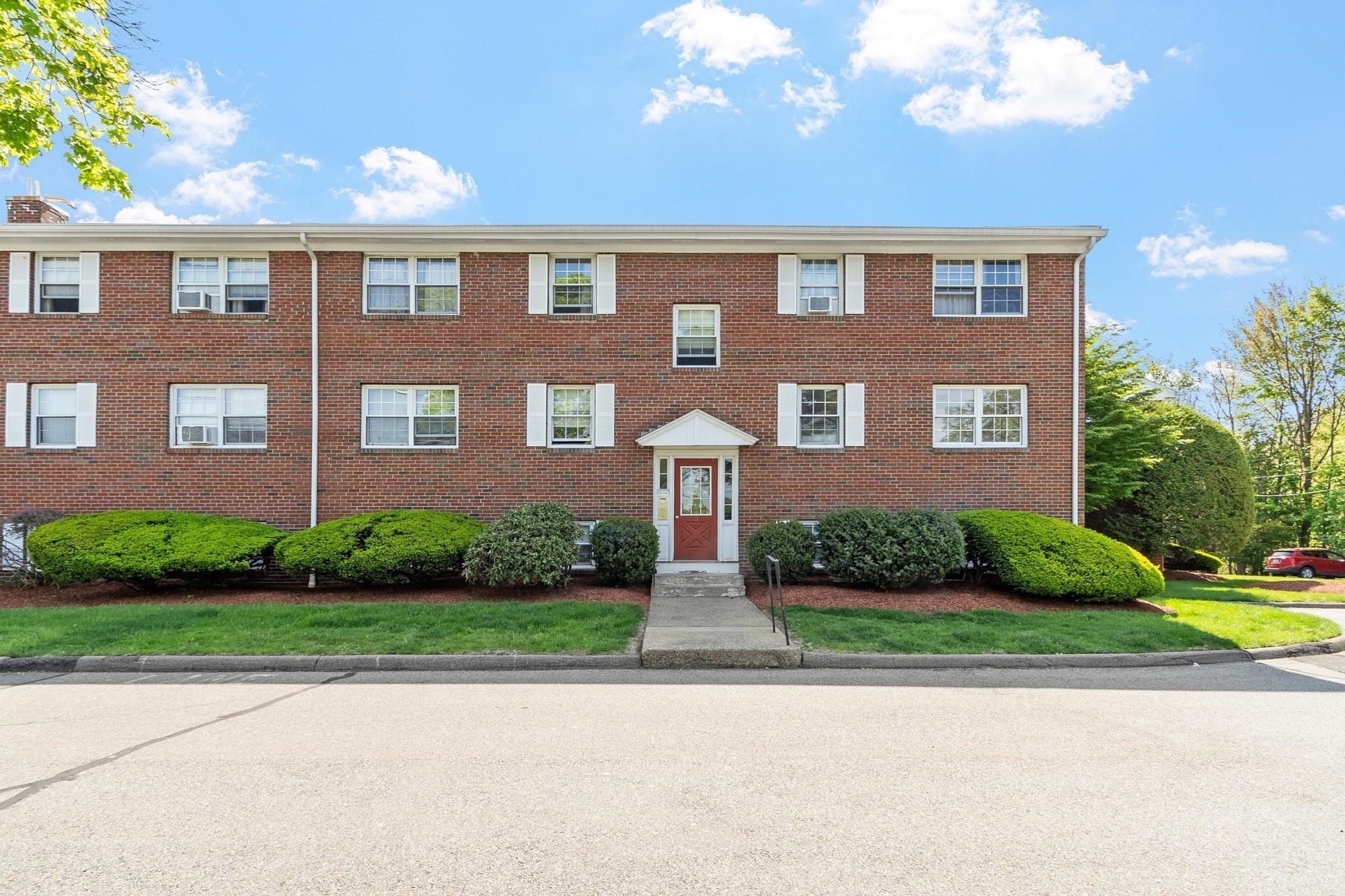 68 Preston Street Unit 3D, Wakefield, MA 01880