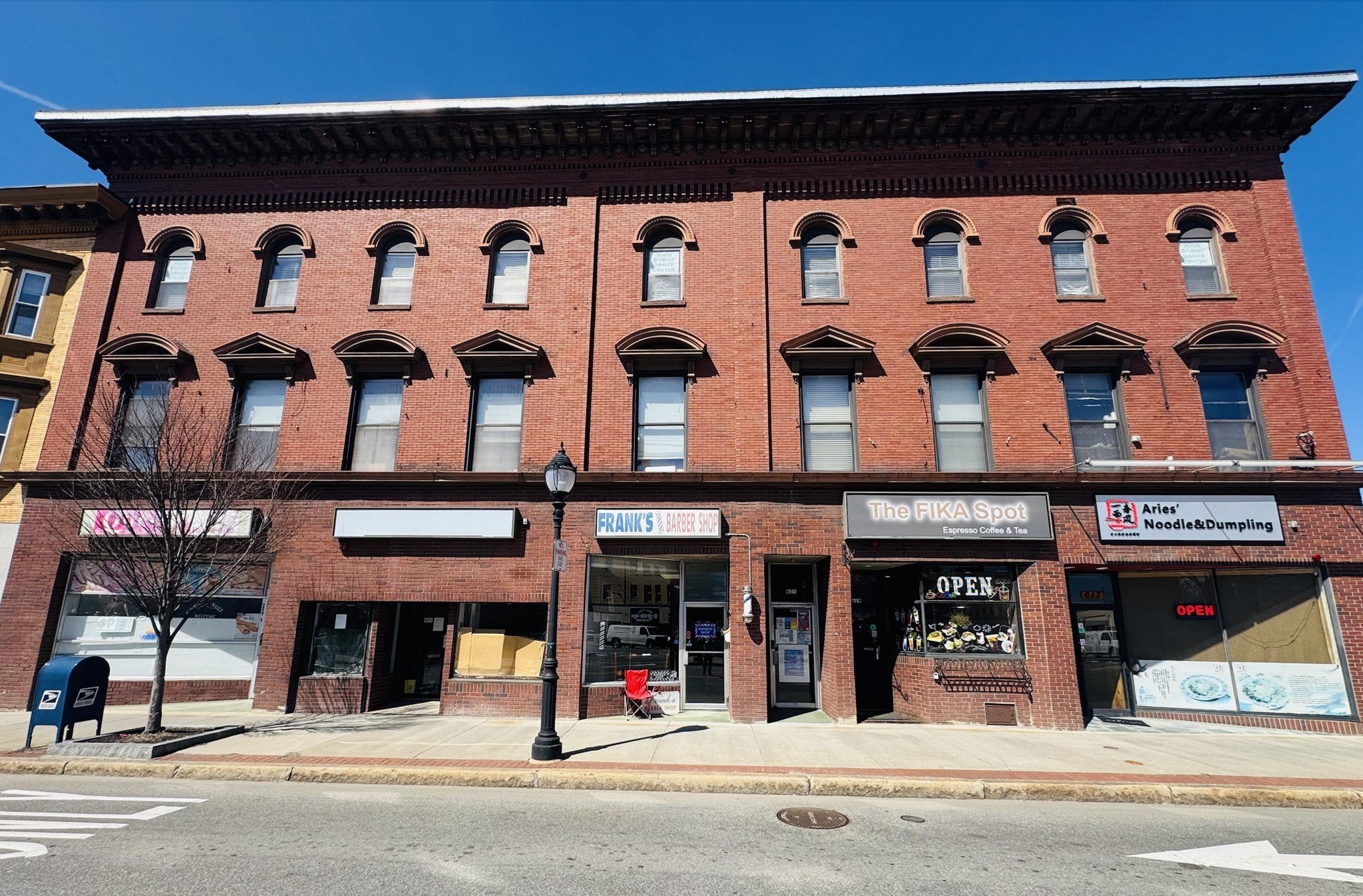 623 Main St, Waltham, MA 02452