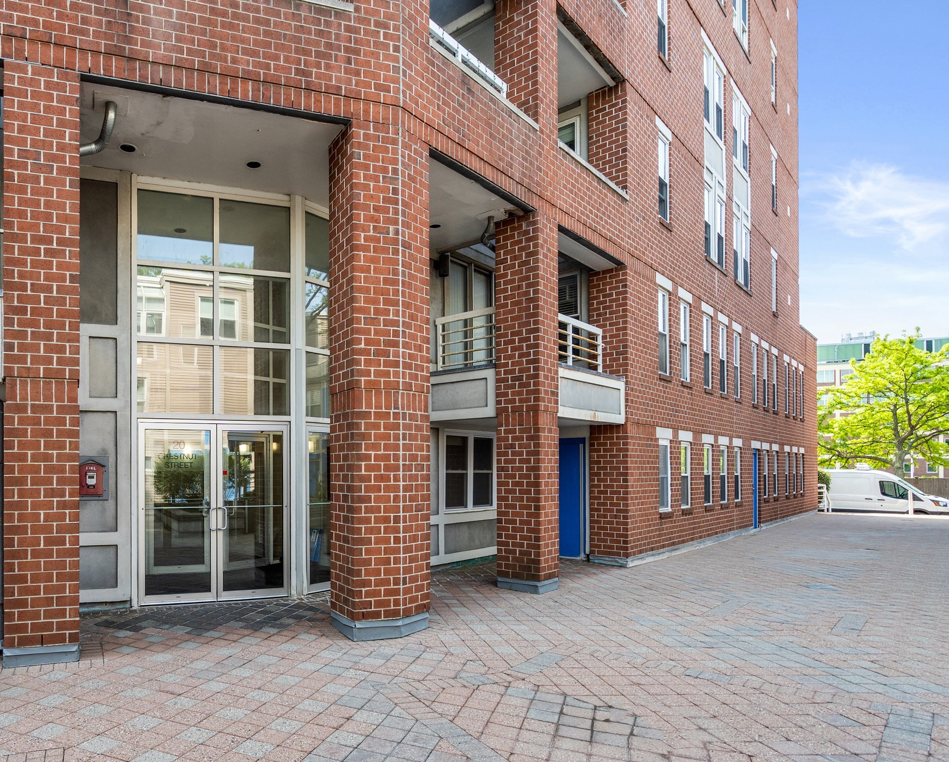 20 Chestnut Street Unit 406, Cambridge, MA 02139