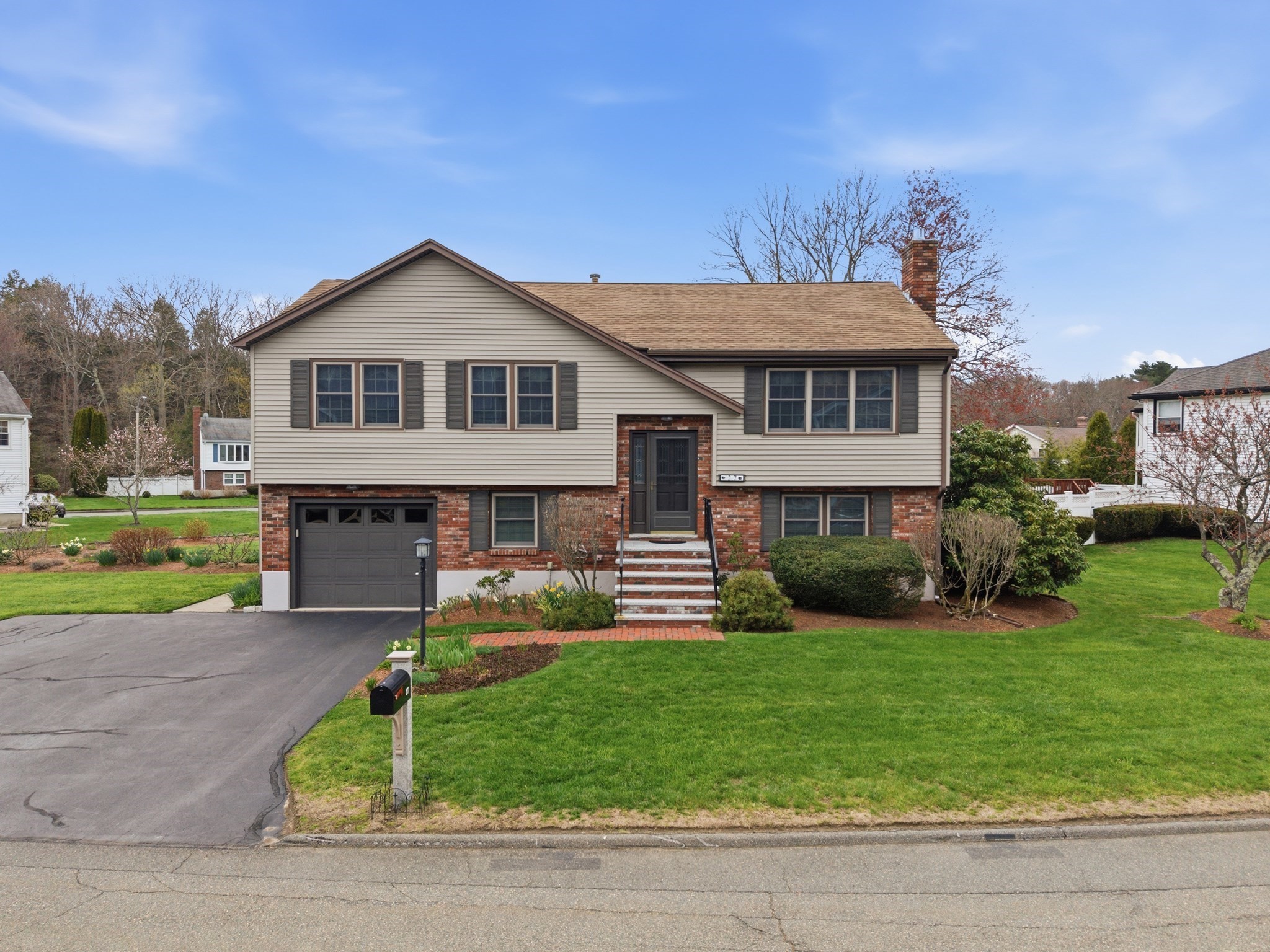 27 Citation Ave, Stoneham, MA 02180