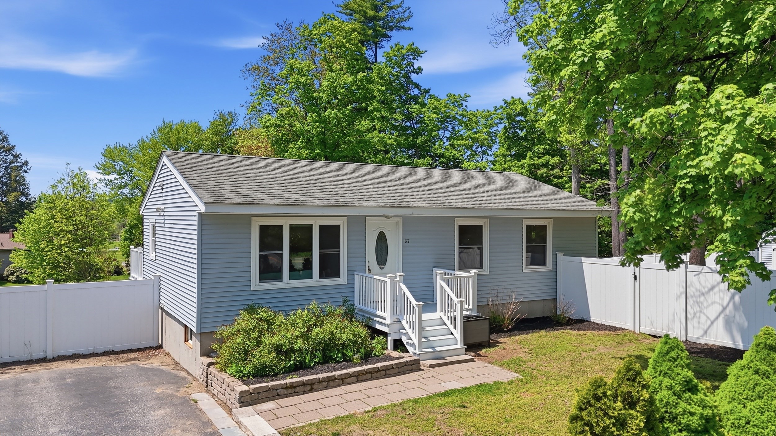 57 Seven Bridge Rd, Lancaster, MA 01523