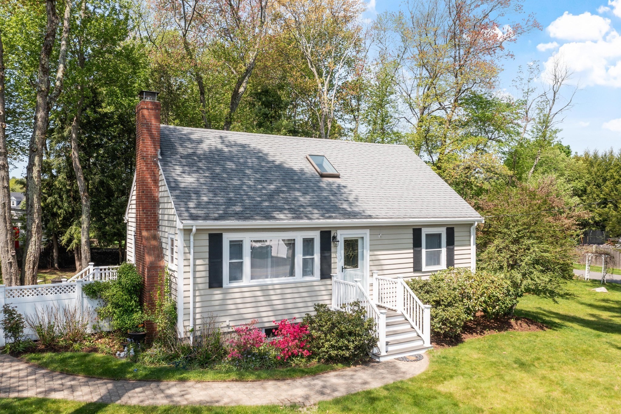 289 South Rd, Bedford, MA 01730