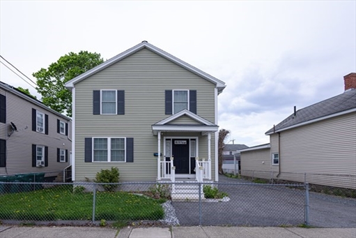 76 River St