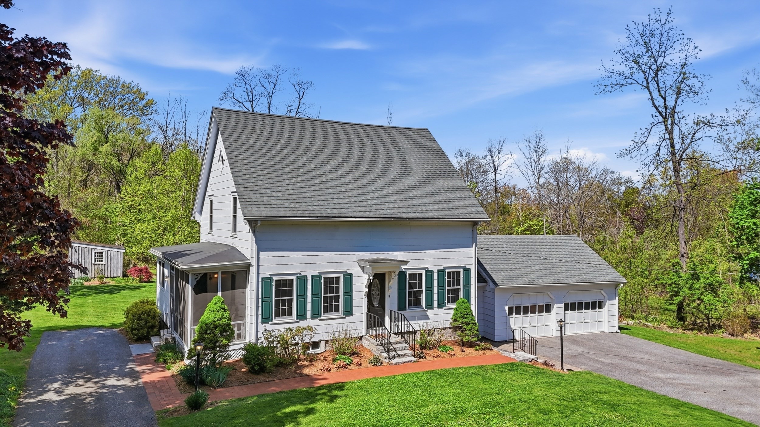 7 Chamberlain Rd, Westford, MA 01886