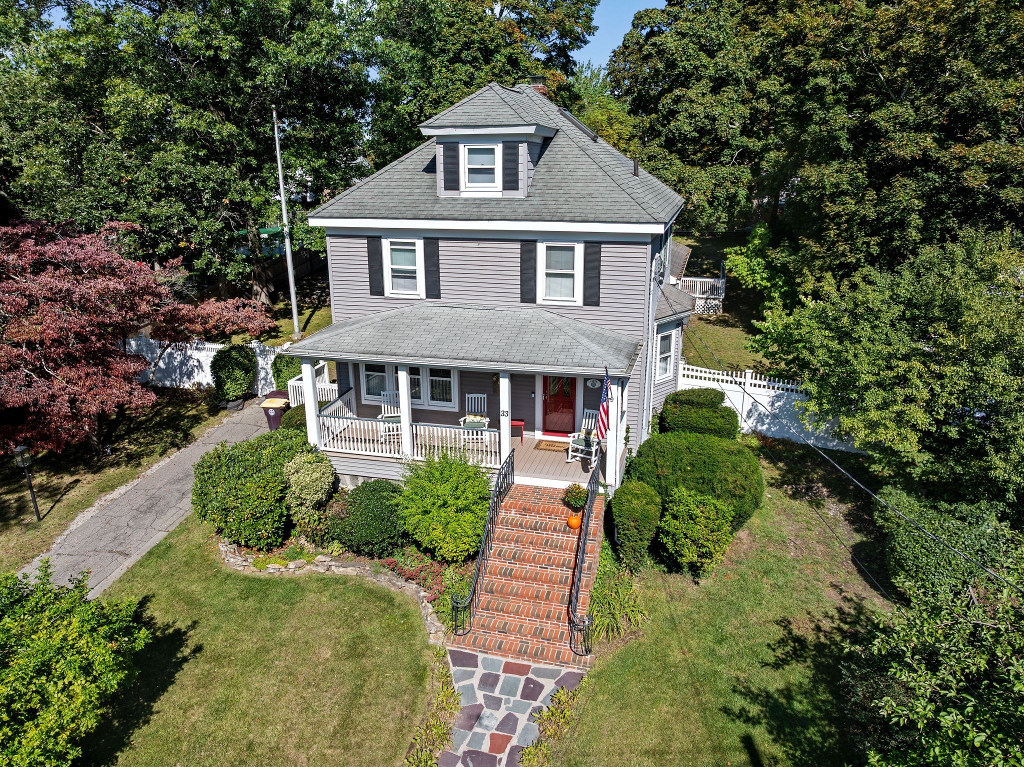 33 Hunt St, Weymouth, MA 02191