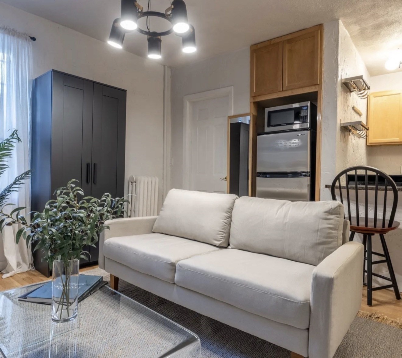 7 Primus Avenue Unit 7-6, Beacon Hill, Boston, MA 02114