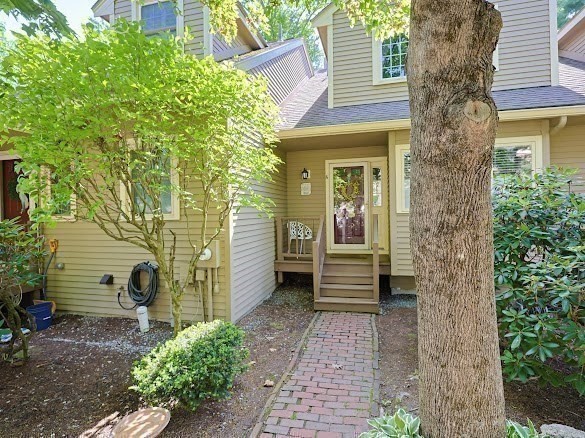 6 Rosewood Lane Unit 6, Hopkinton, MA 01748