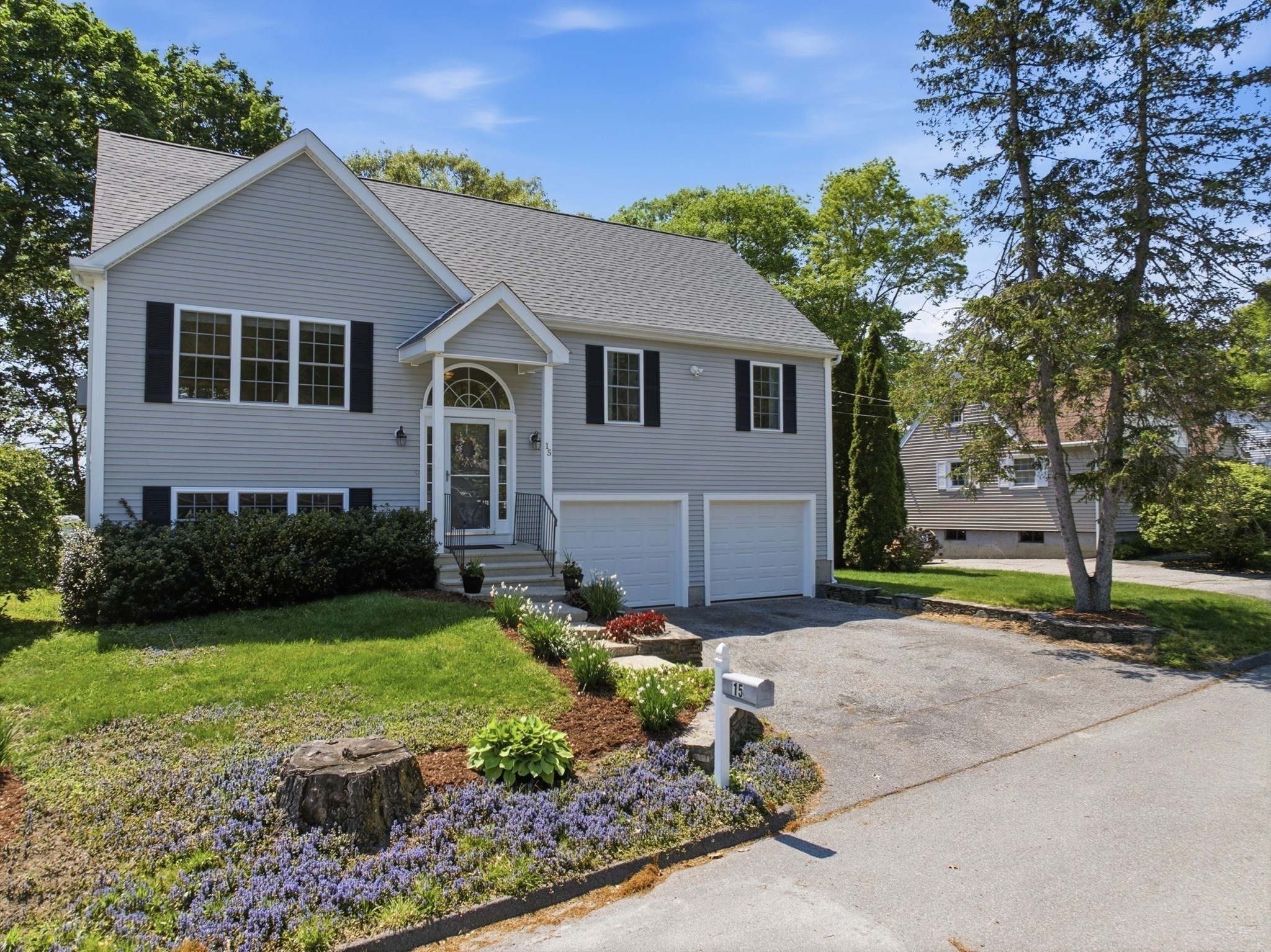 15 Primrose Street, Worcester, MA 01604