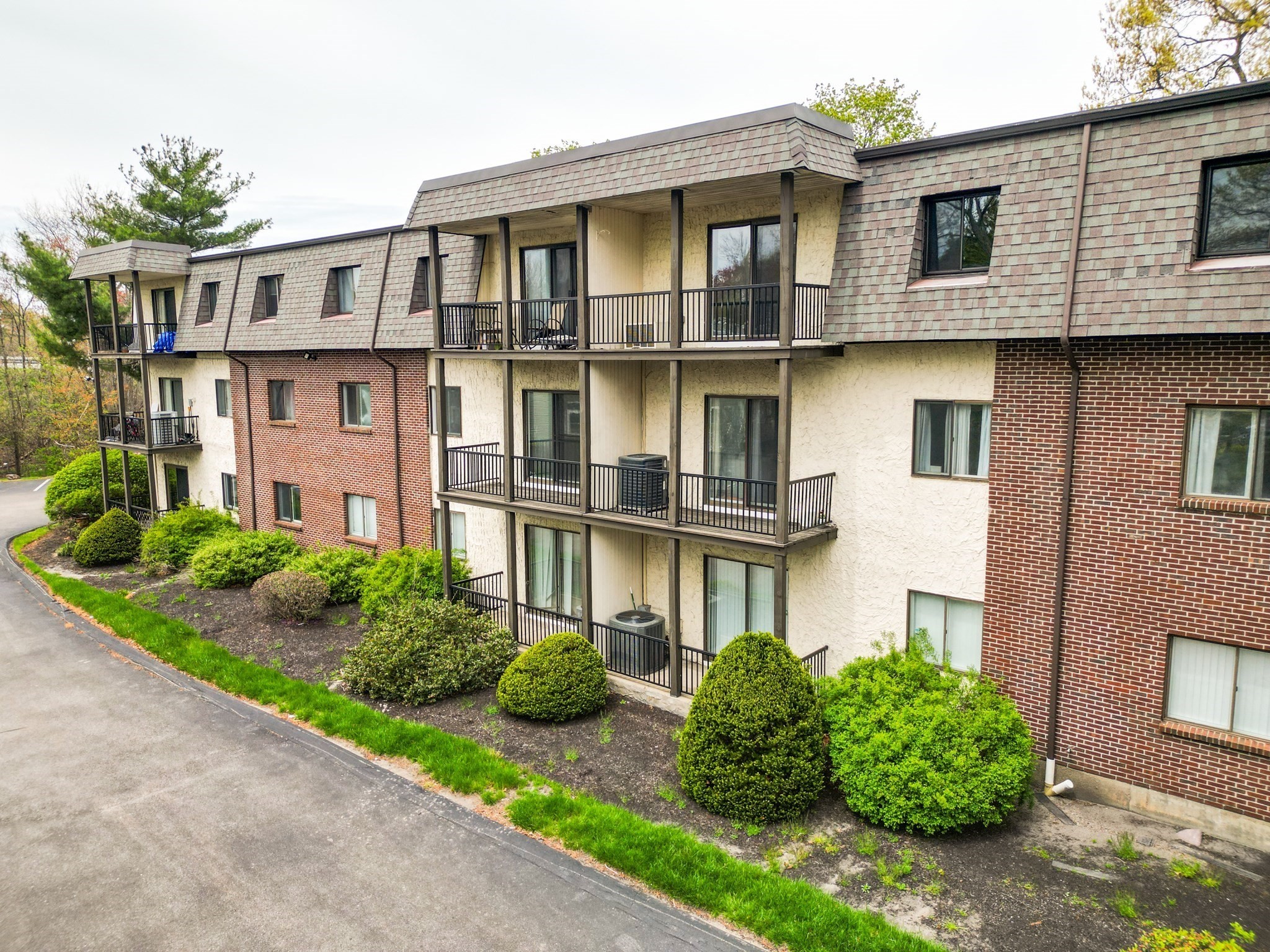 232 Canton St Unit 206, Randolph, MA 02368