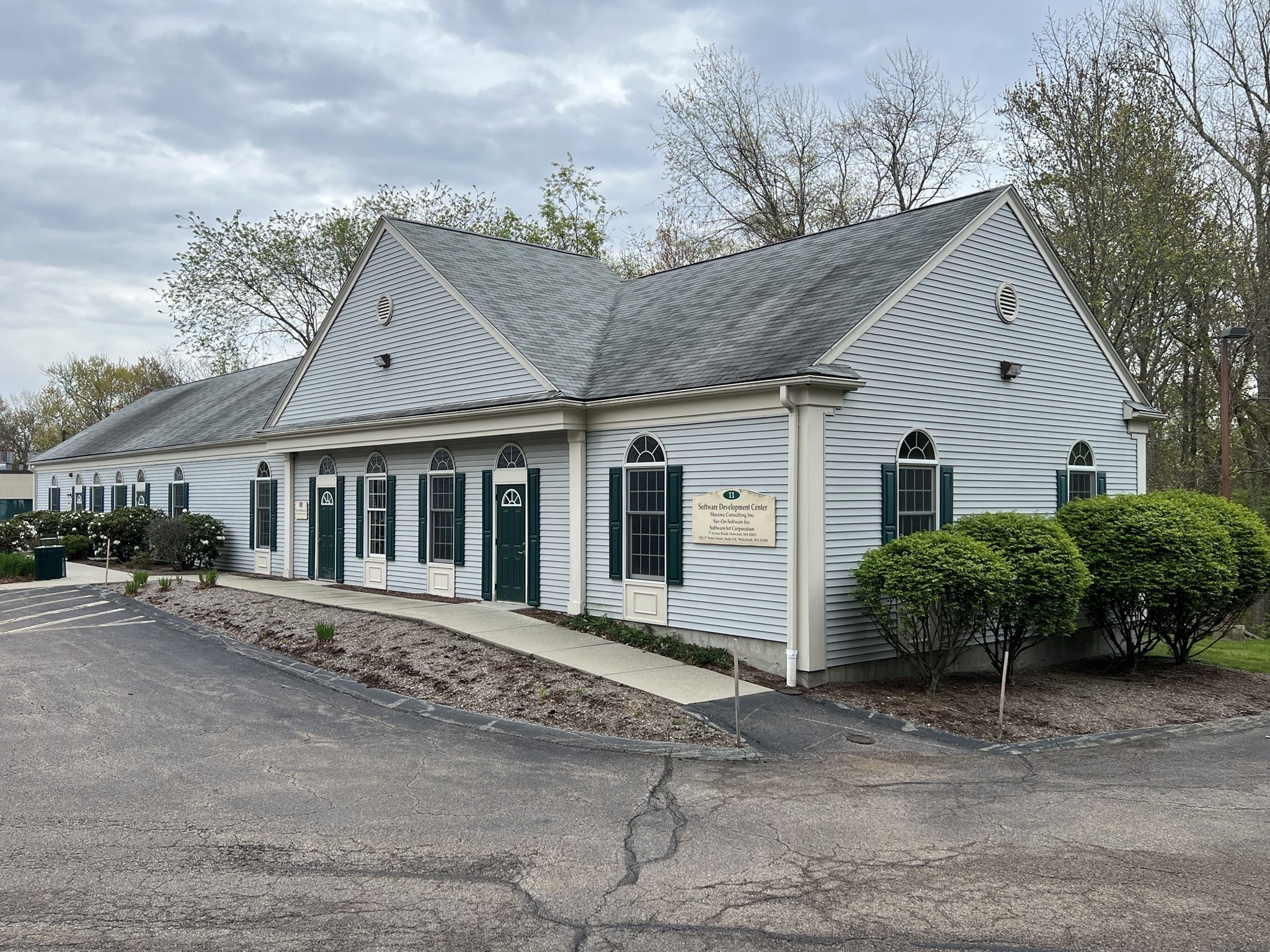 77 Access Rd Unit 8, Norwood, MA 02062