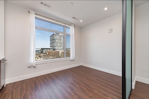 99 Sumner St, Apt 413
