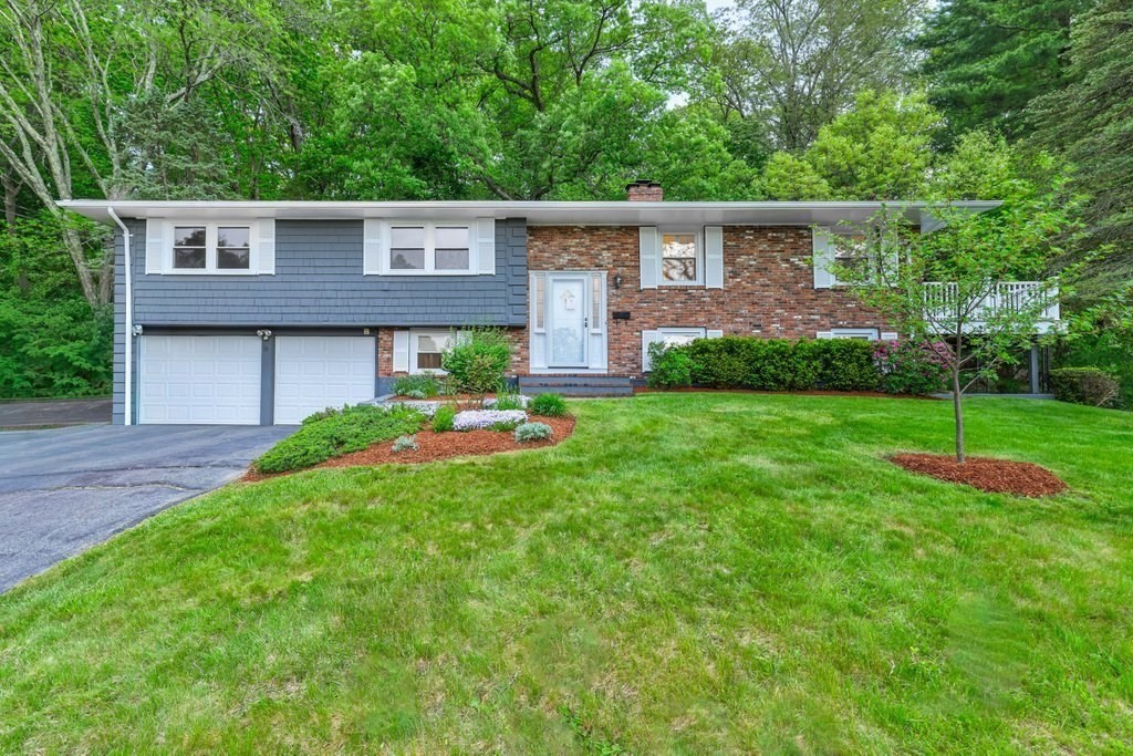 15 Bosworth Rd, Framingham, MA 01701
