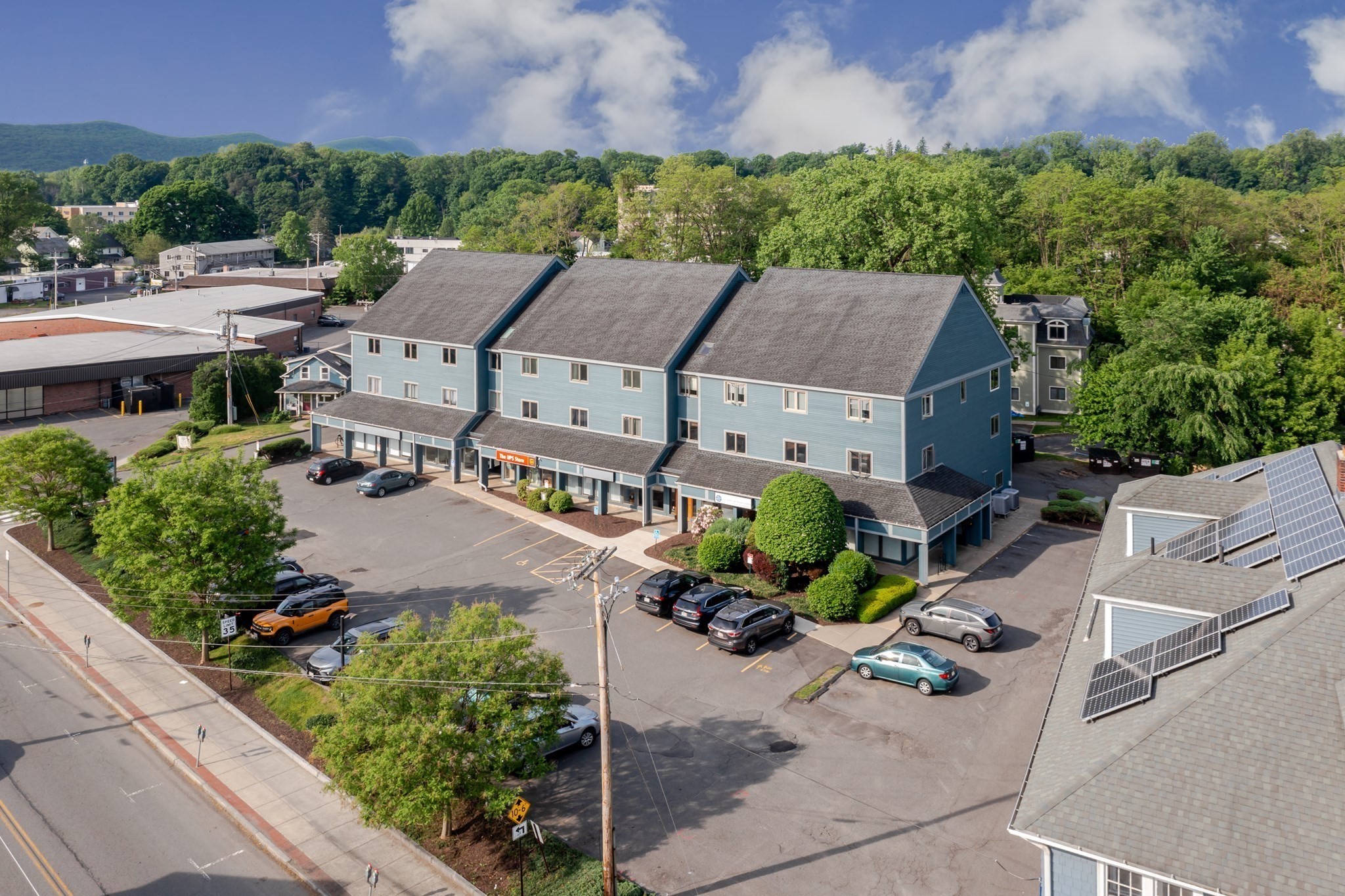 351 Pleasant St Unit 9, Northampton, MA 01060
