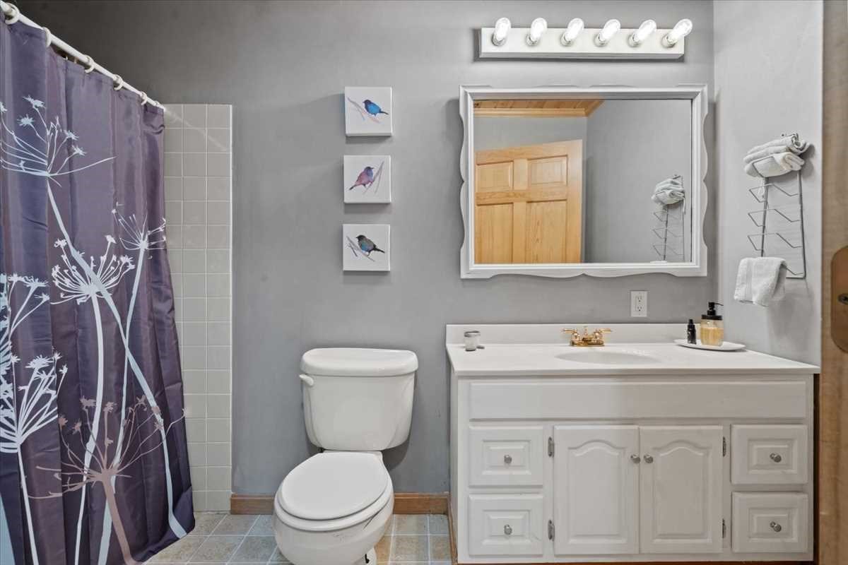212 Grove St, Clinton, MA 01510 - Image 12