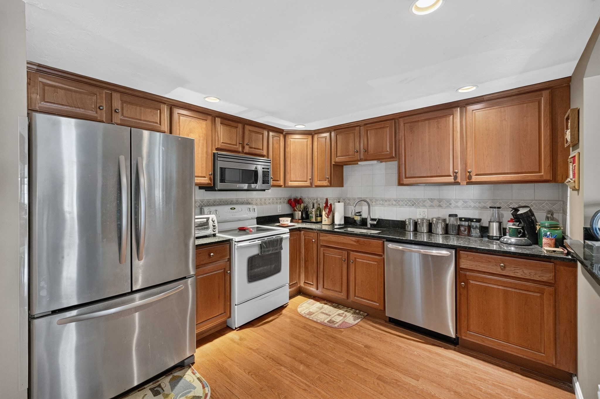 521 Hampton Way Unit 521, Abington, MA 02351 - Image 10