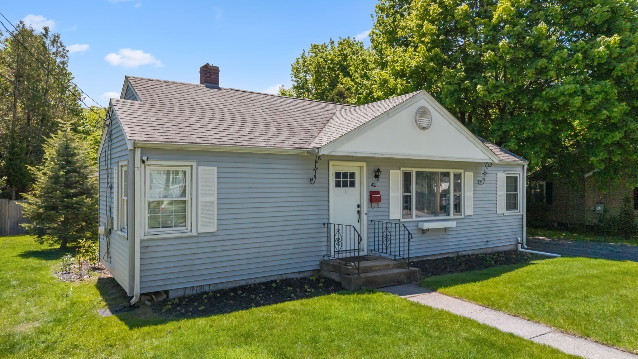42 Woodway Drive, Shrewsbury, MA 01545