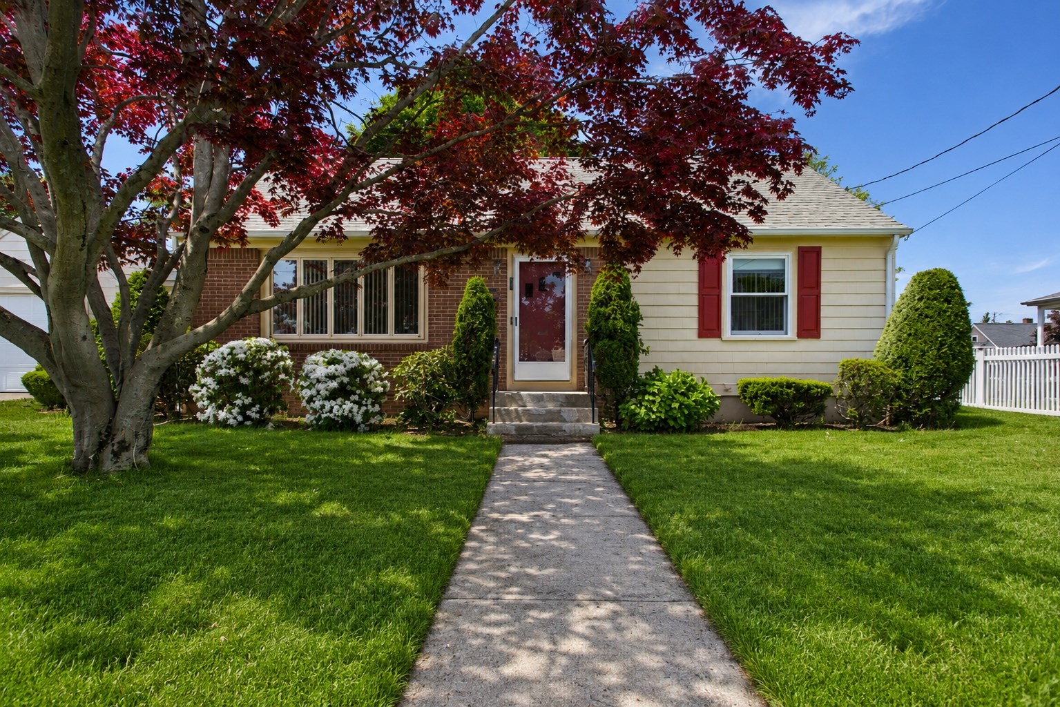 85 Second St, Pawtucket, RI 02861