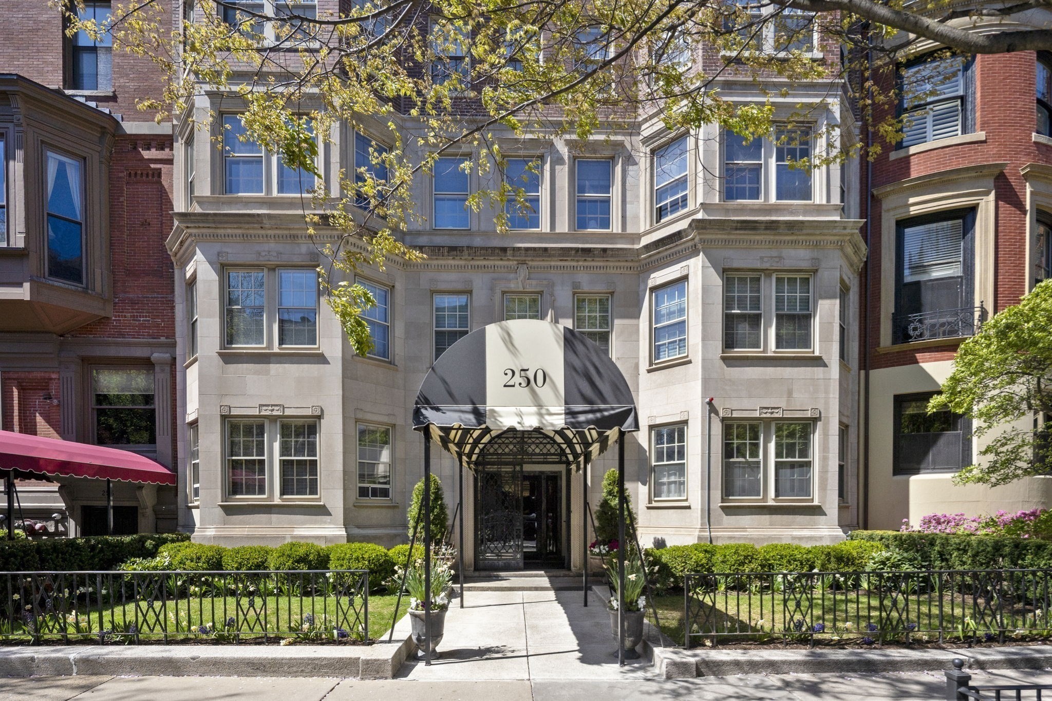 250 Beacon St Unit 10, Back Bay, Boston, MA 02116