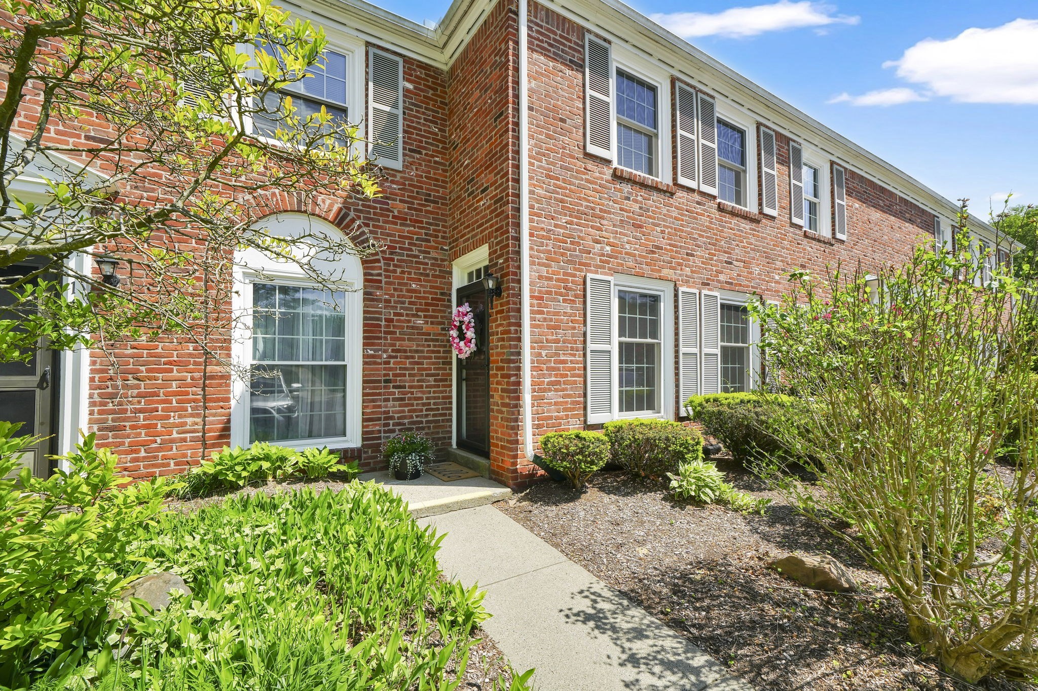 148 Jamestown Dr Unit 148, Springfield, MA 01108
