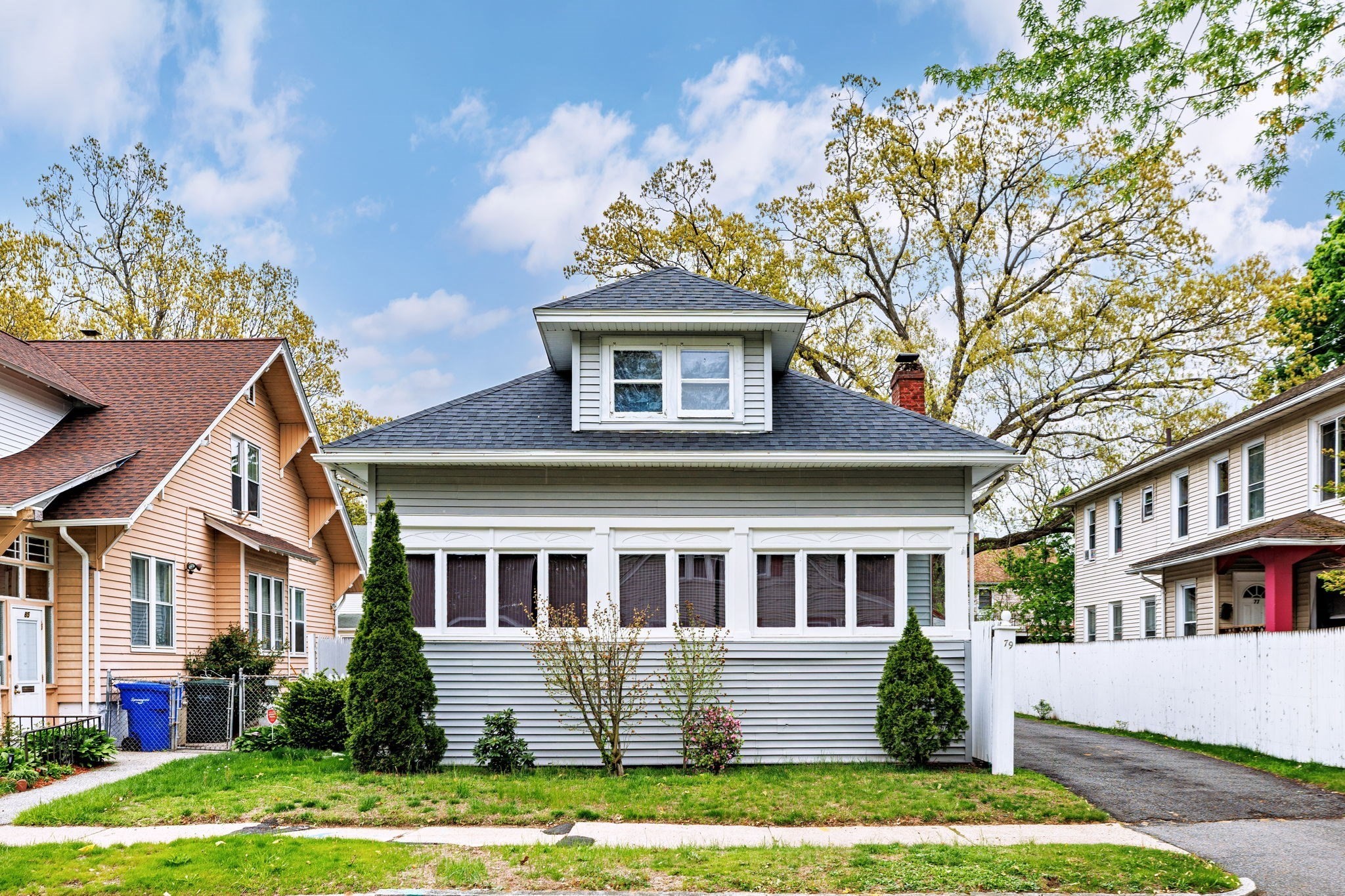 79 Marsden St, Springfield, MA 01109