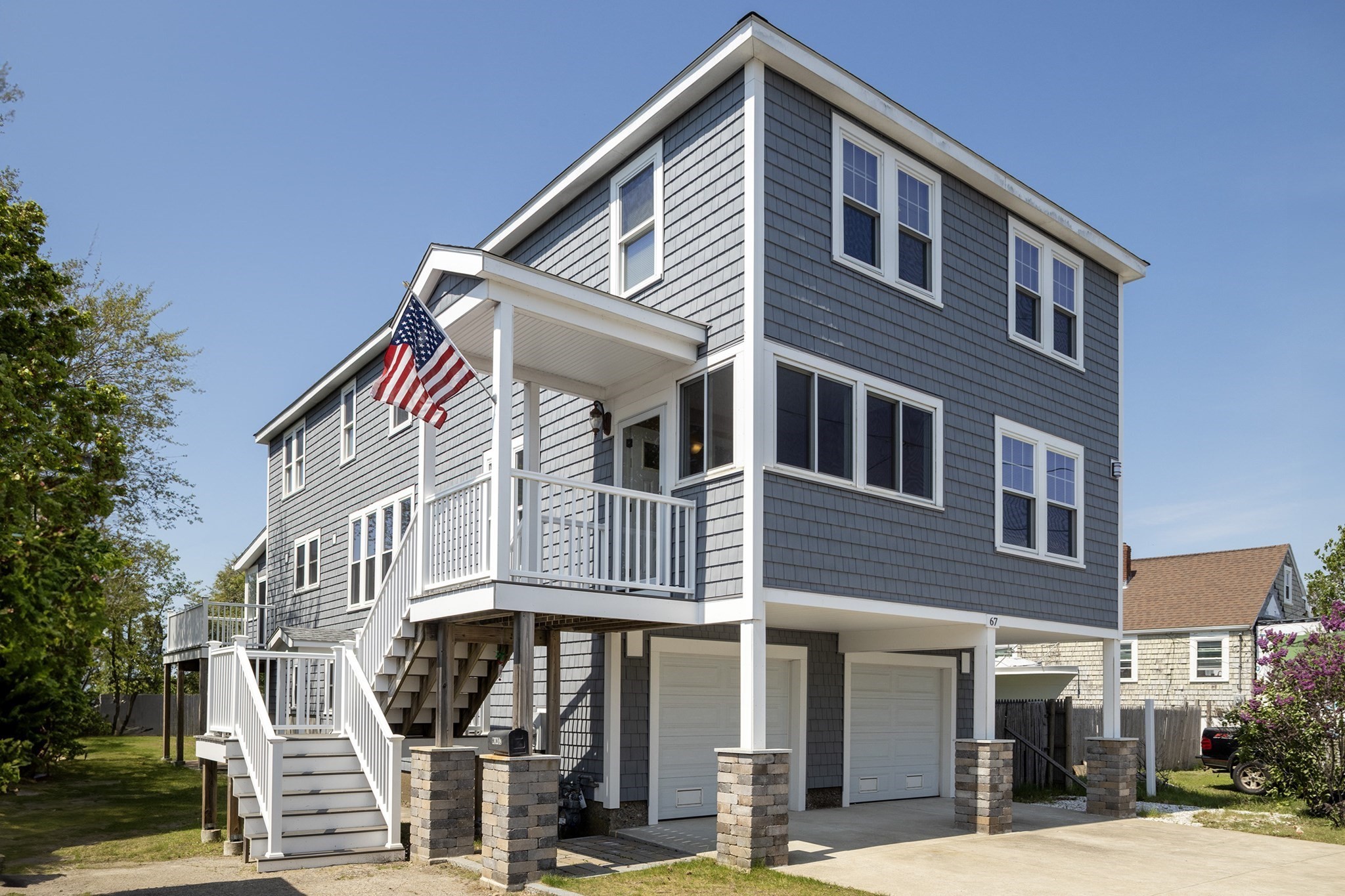 67 Newport Rd, Hull, MA 02045