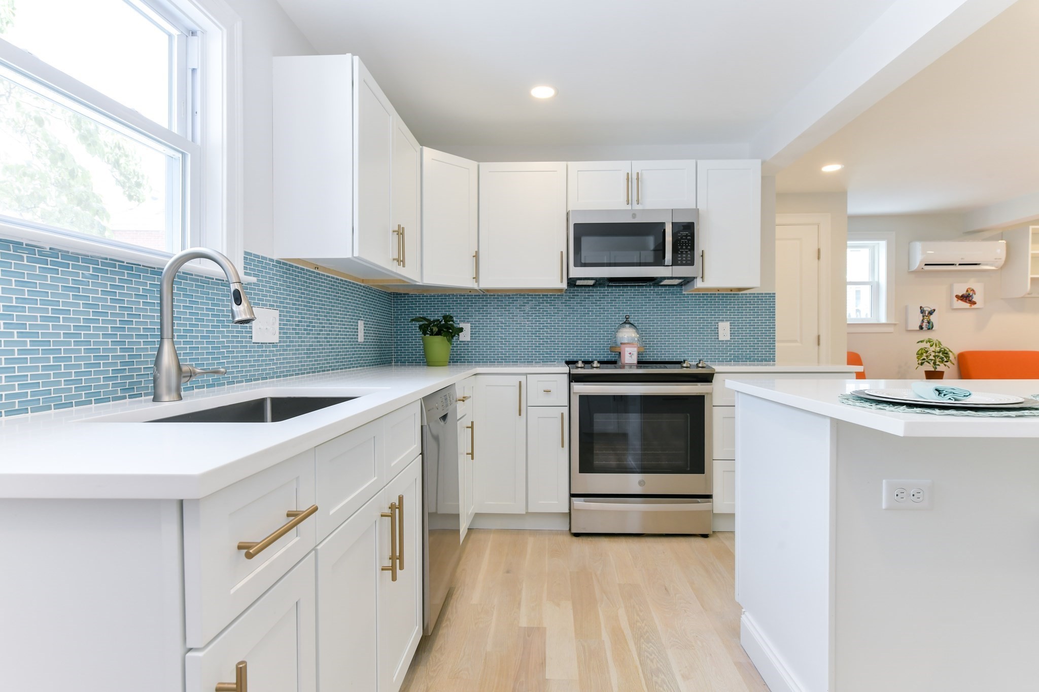 34 Underhill St Unit 3, Winthrop, MA 02152