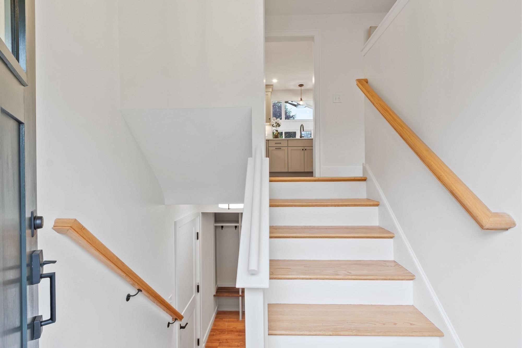 21 Clark Rd, Bedford, MA 01730 - Image 3