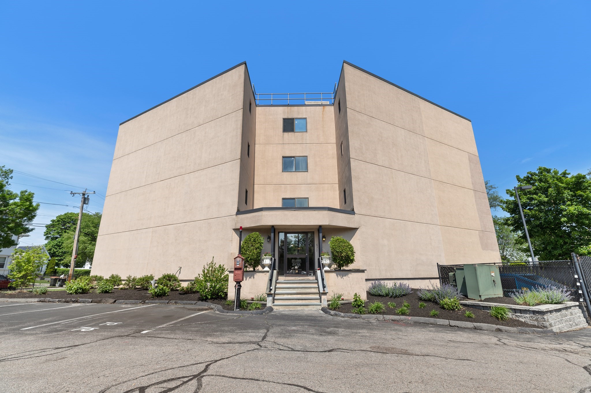 677 Quincy Shore Dr Unit 408, Quincy, MA 02170