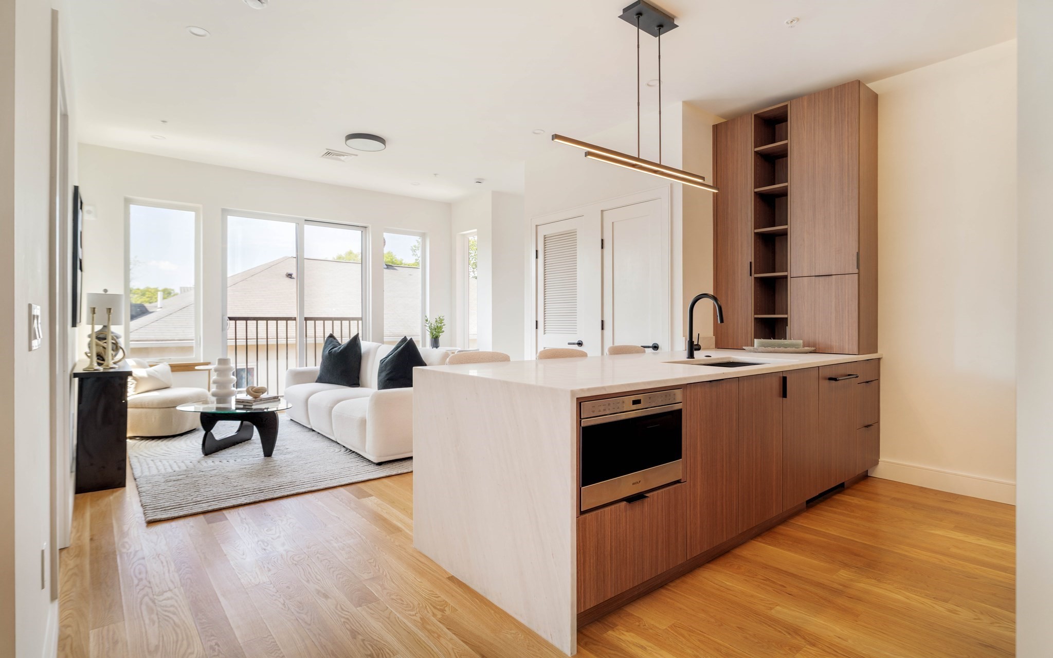 58 Kent Unit 403, Brookline, MA 02445
