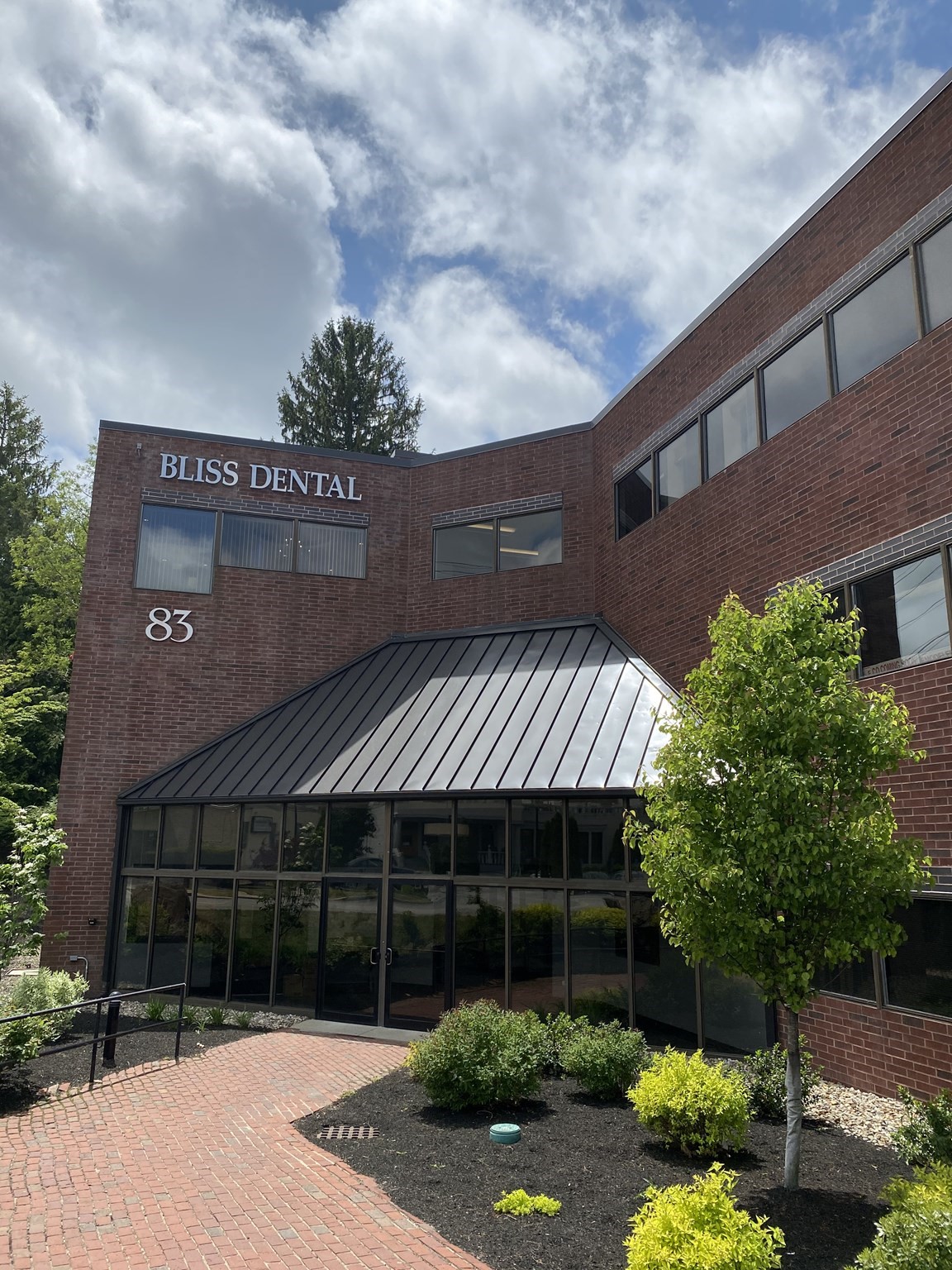 83 Cambridge St, Burlington, MA 01803