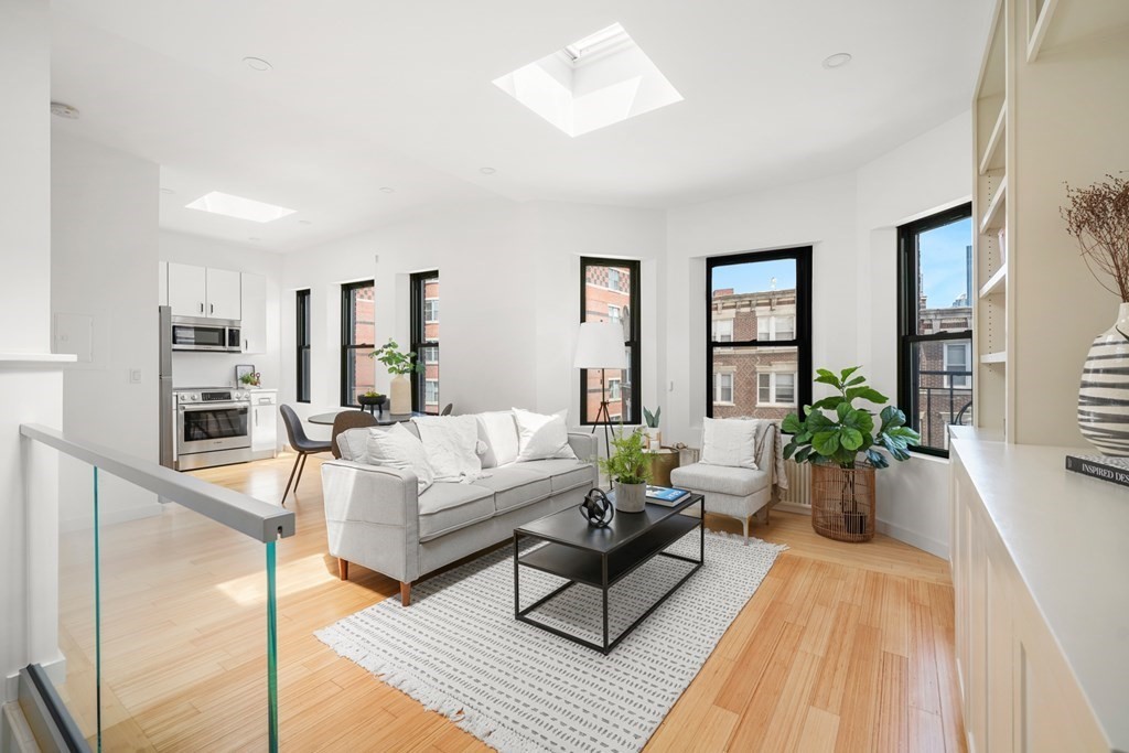 107 Jersey Unit 15, Fenway, Boston, MA 02215
