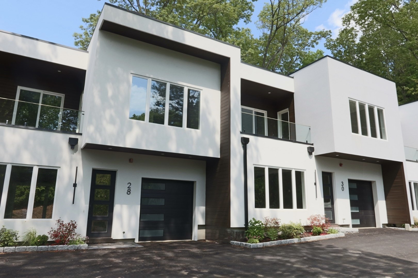 28 Wilson Cir Unit 28, Newton, MA 02461