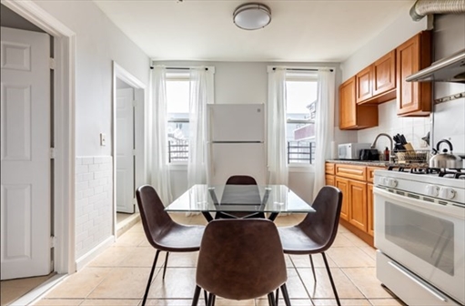 102 Tyler St, Apt 4
