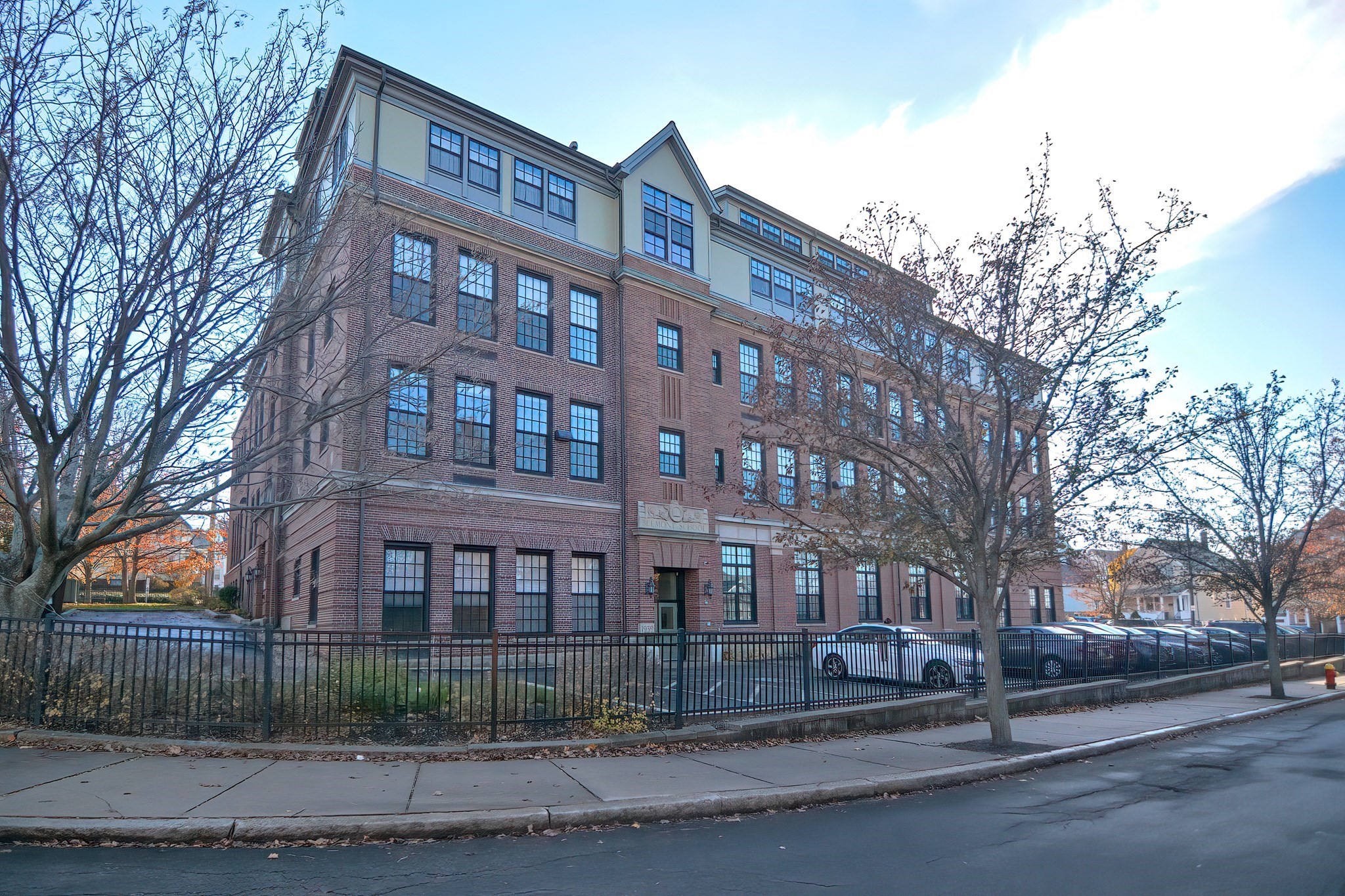 72 Ashland St Unit 410, Malden, MA 02148