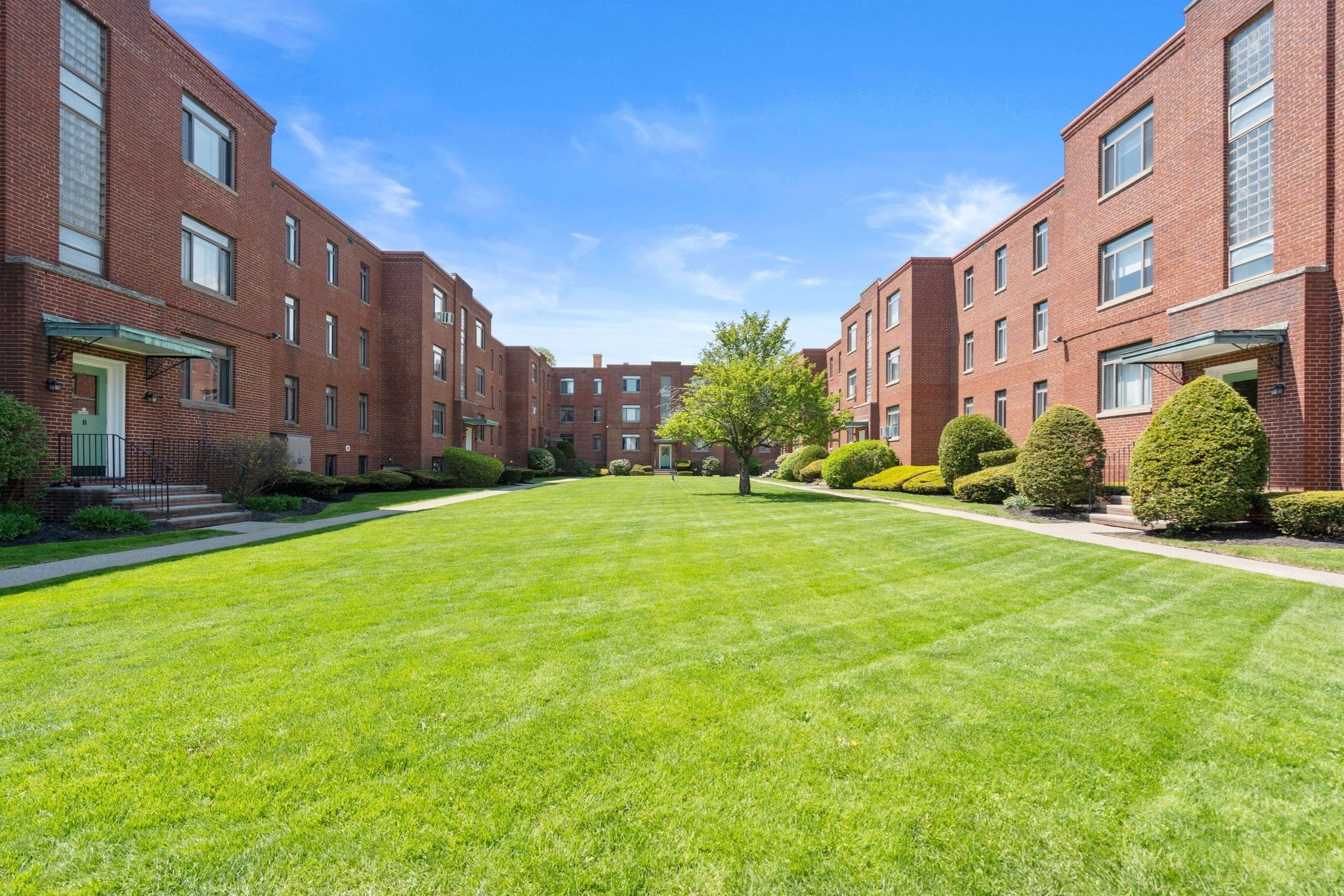 10 Ashland St Unit 2L, Worcester, MA 01609