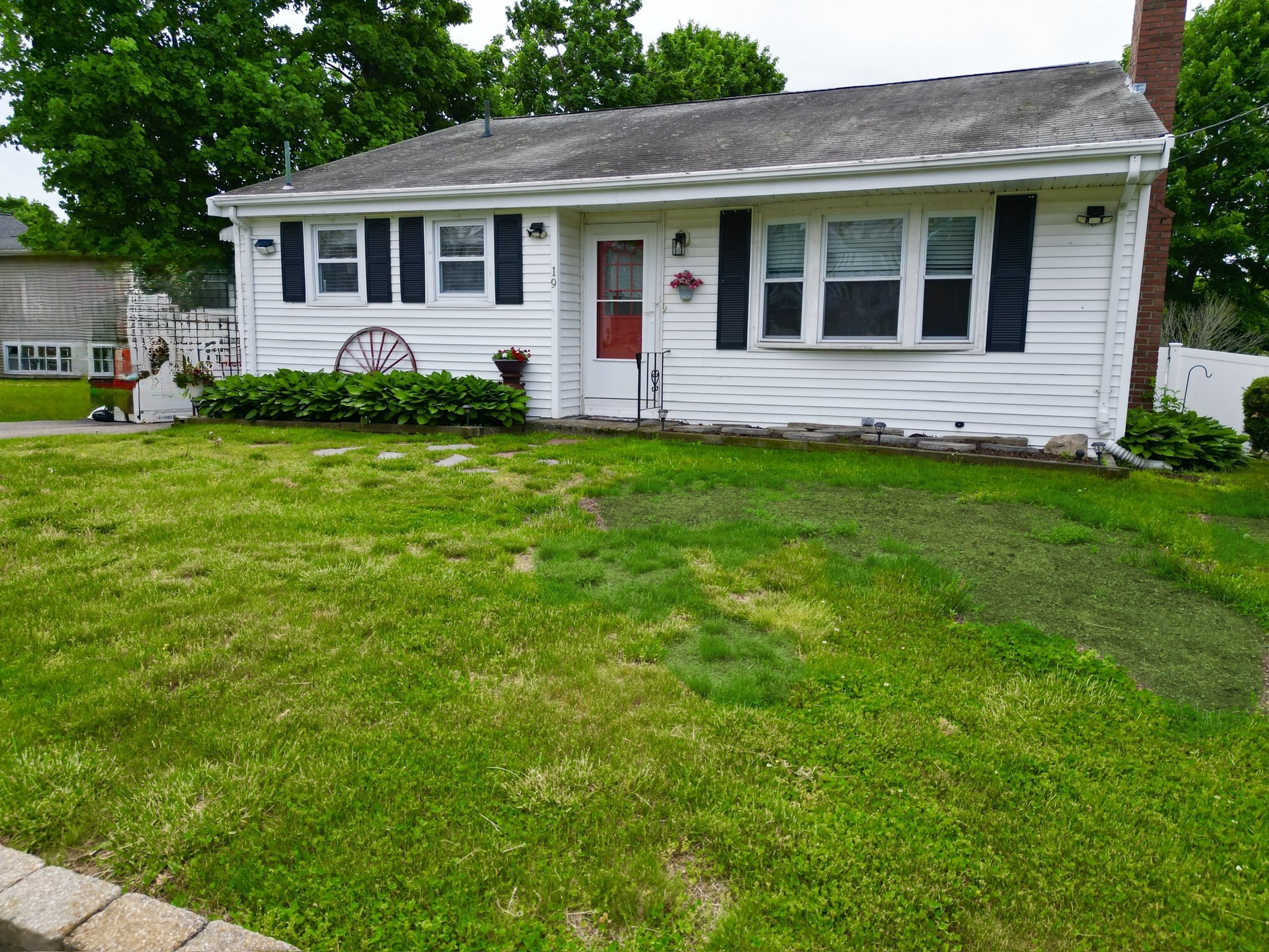 19 Atlanta St, Brockton, MA 02301