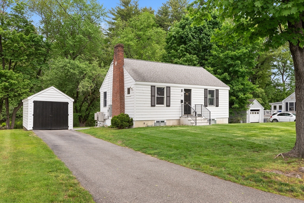 84 Crest Rd, Lynnfield, MA Image 1