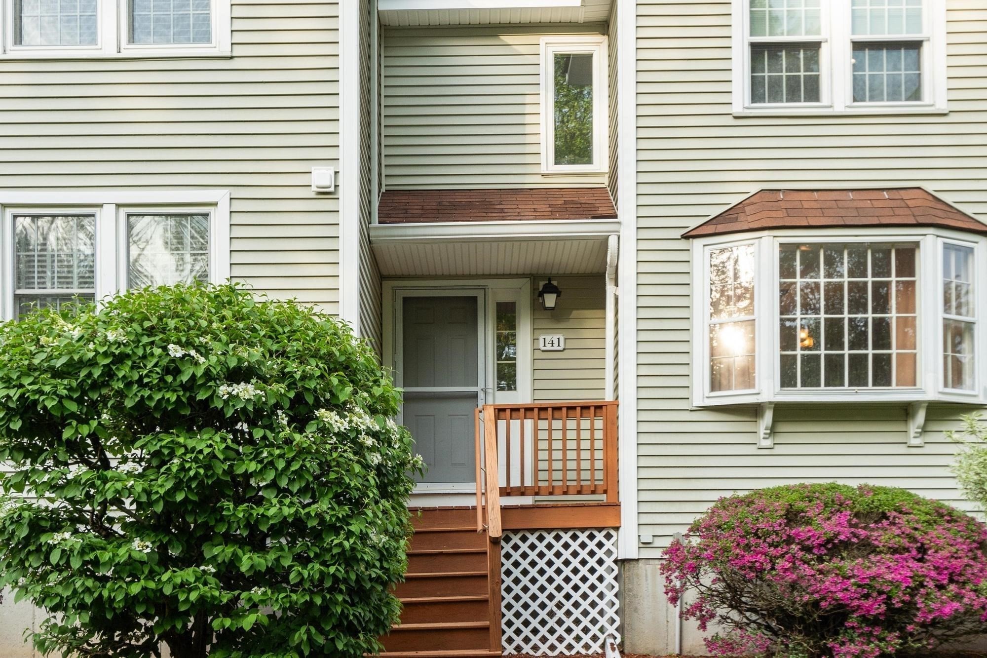 141 Patrick Rd Unit 141, Tewksbury, MA 01876