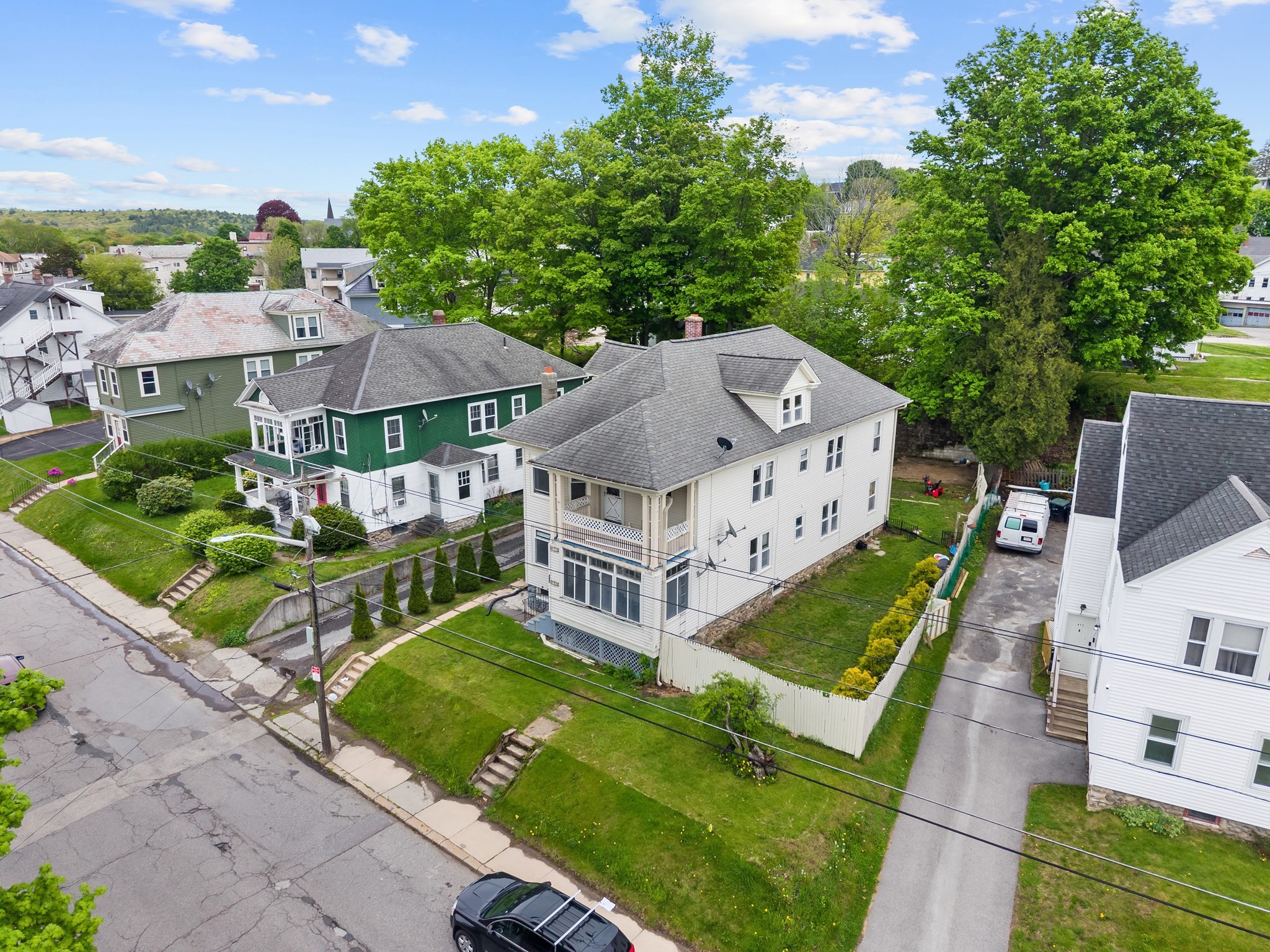 449 Hamilton St, Southbridge, MA 01550