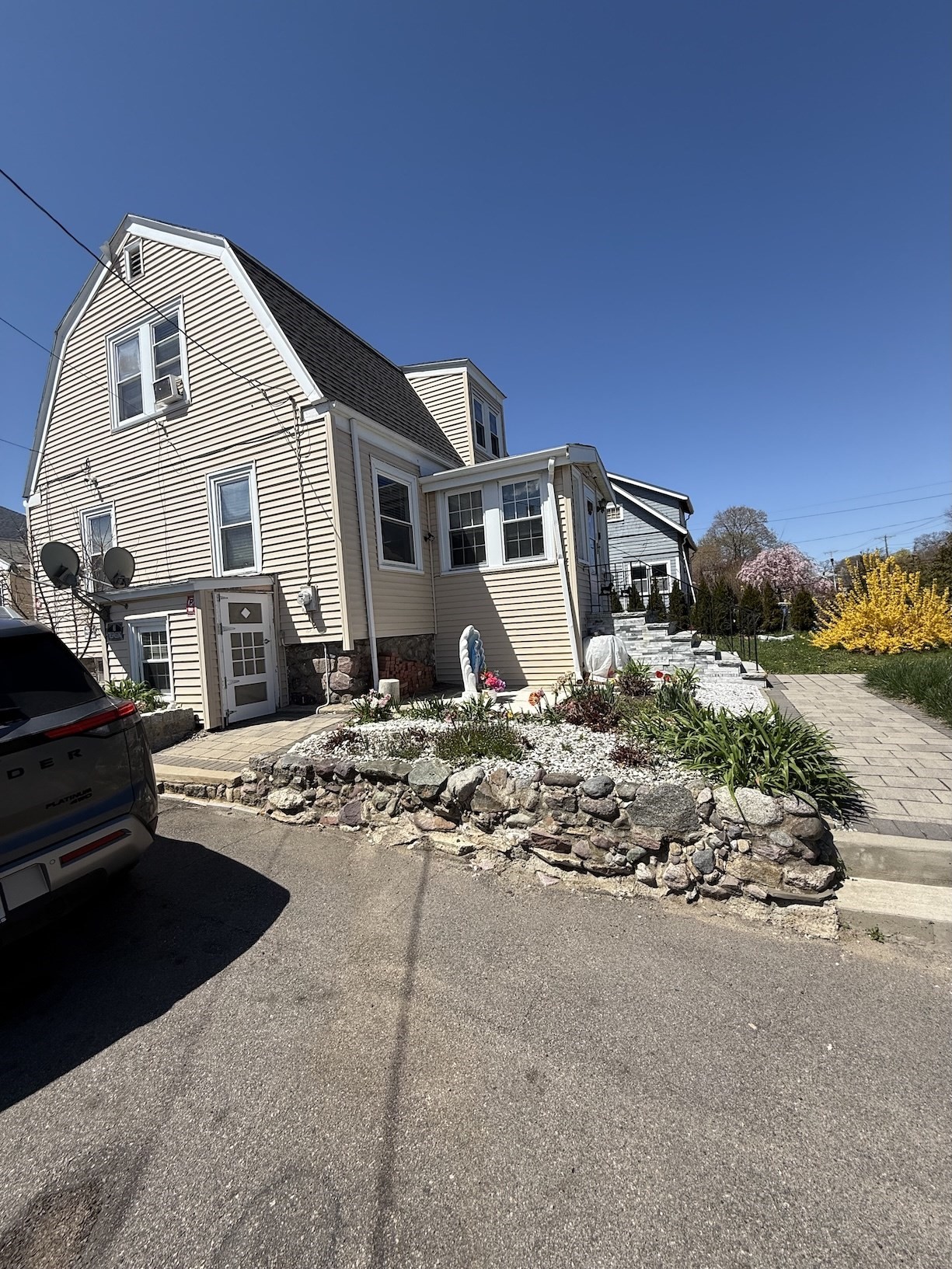 1004 N Main St, Randolph, MA 02368