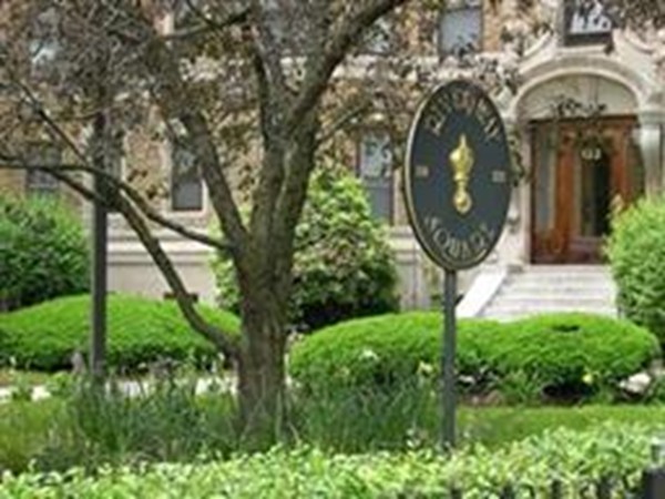 116 Riverway Unit 5, Longwood, Boston, MA 02215
